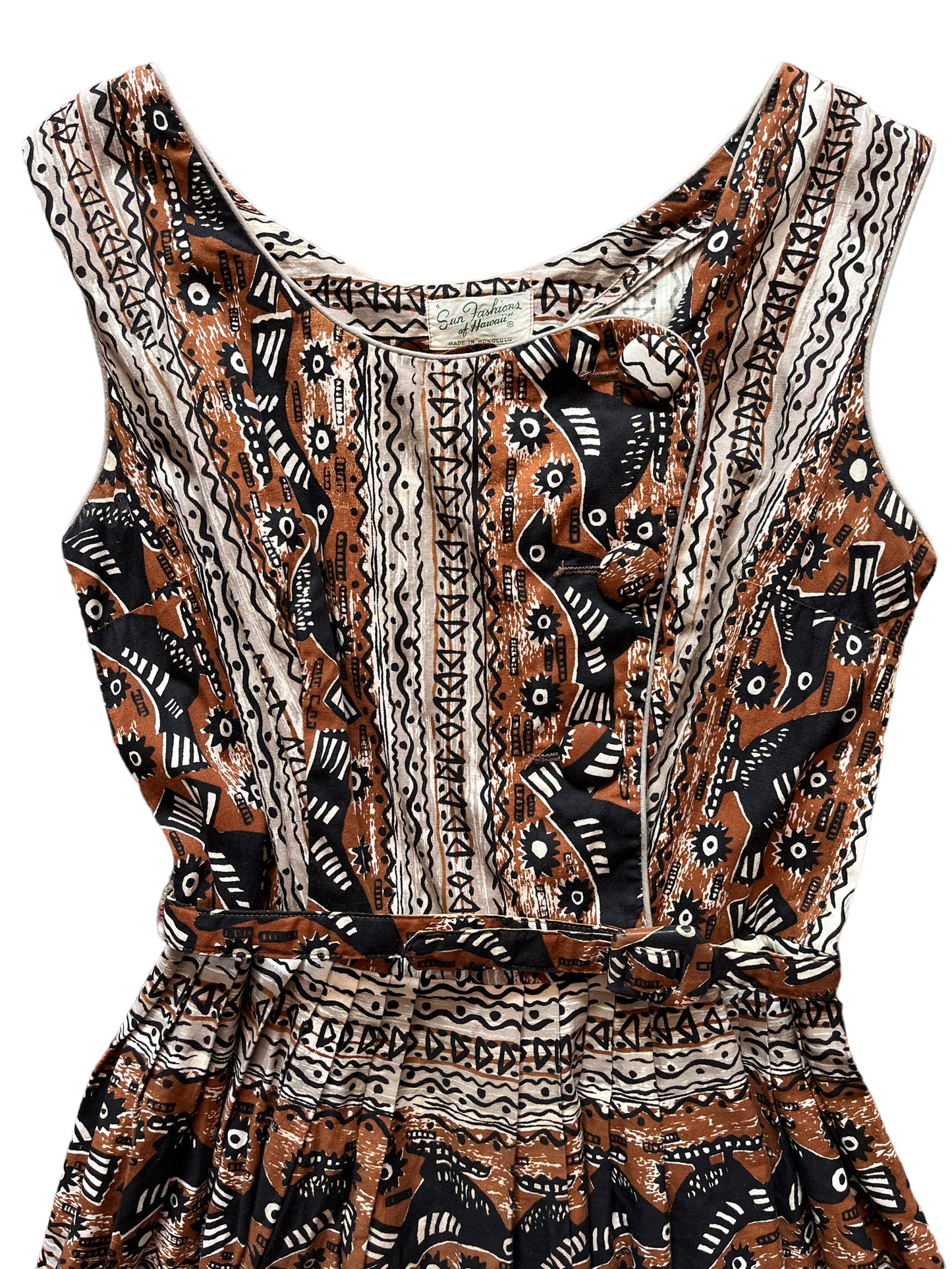 Upper front view of Vintage 1950s Sun Fashions Hawaiian Dress