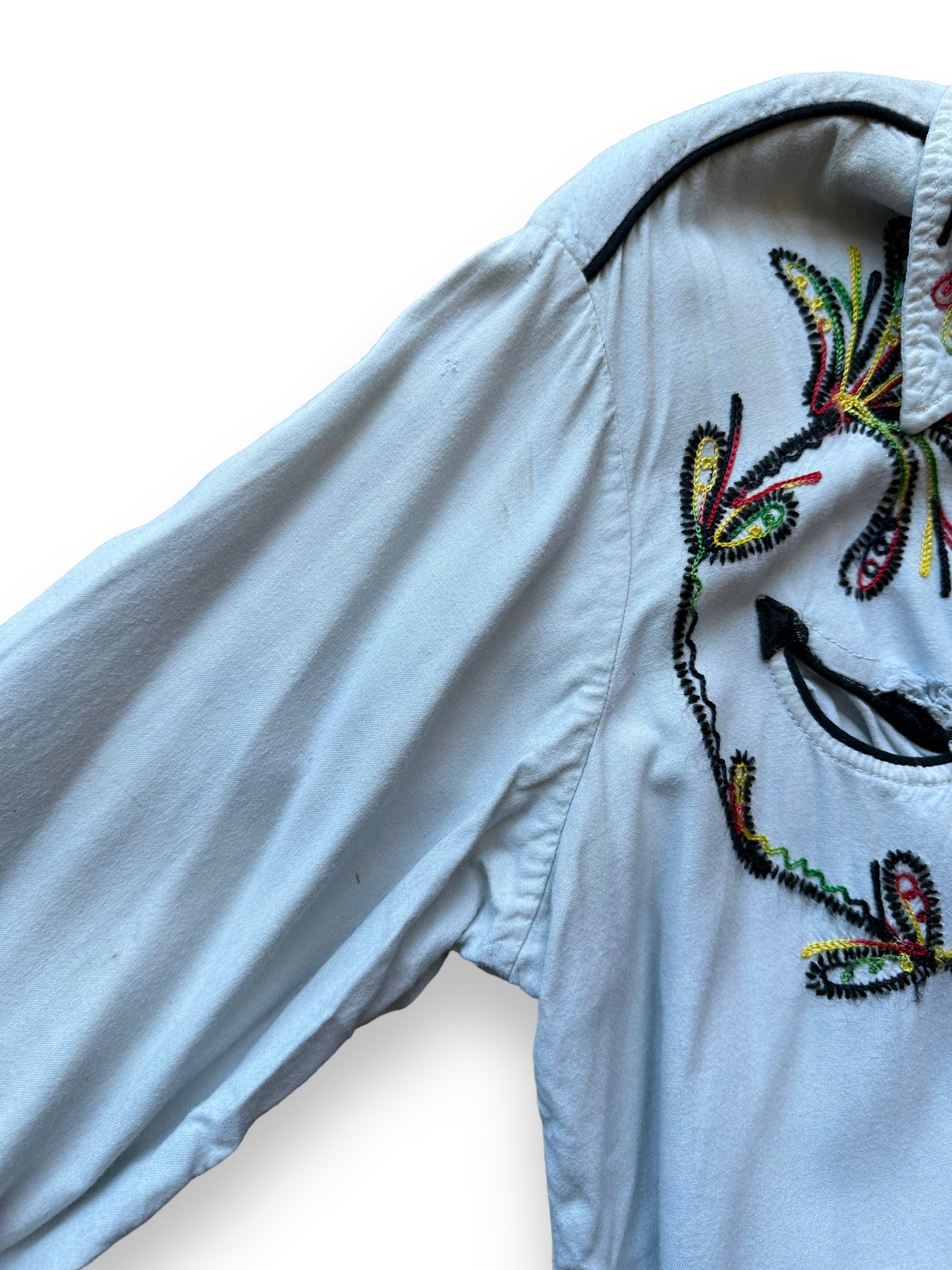 Front right sleeve of Vintage Distressed H-Bar-C Gabardine Western Shirt SZ L | Vintage Chainstitch Gabardine Seattle | Barn Owl Vintage Seattle