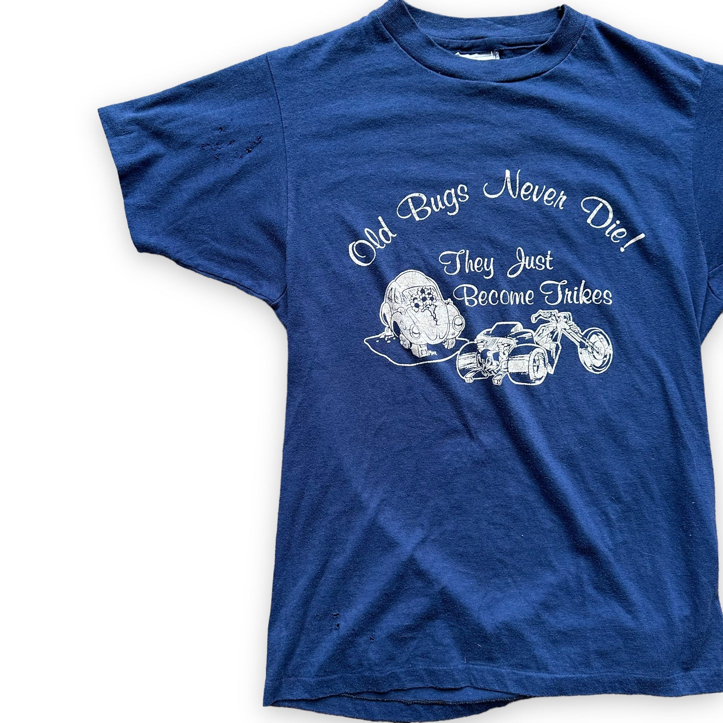 Front Right View of Vintage Old Bugs Never Die Tee SZ M | Barn Owl Vintage Seattle | Vintage VW Bugs Tees