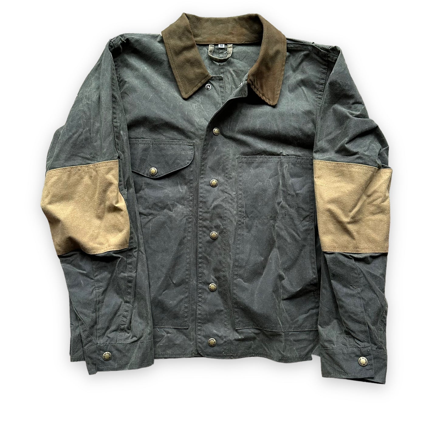 Front View of Vintage Otter Green Filson Shooting Jacket Style 420 SZ M | Filson Tin Cloth Jackets Seattle | Barn Owl Vintage
