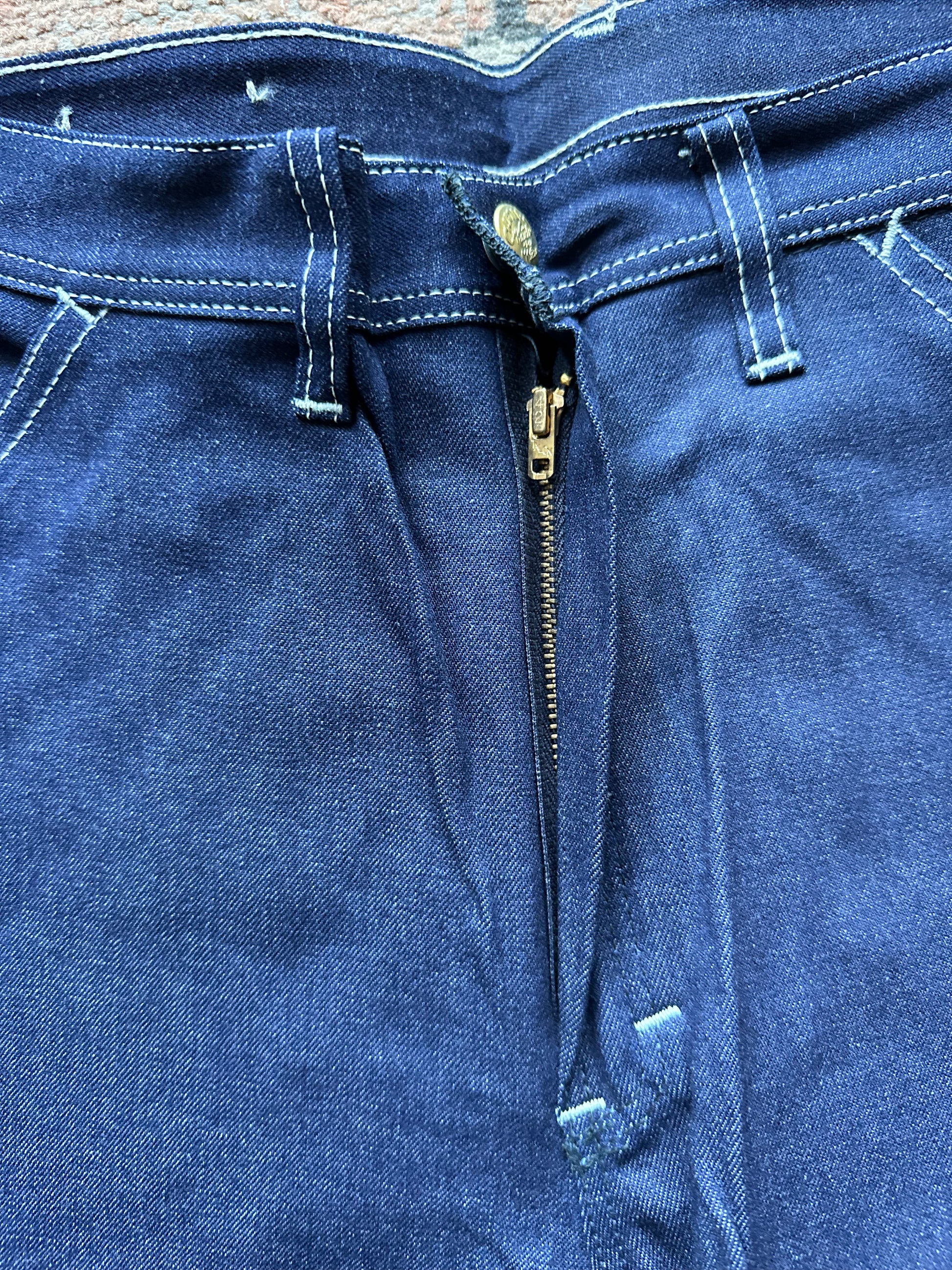 Front Snap View on Deadstock Vintage Carter's Carpenter Jeans W27 L34 | Vintage Workwear Seattle | Barn Owl Vintage Clothing