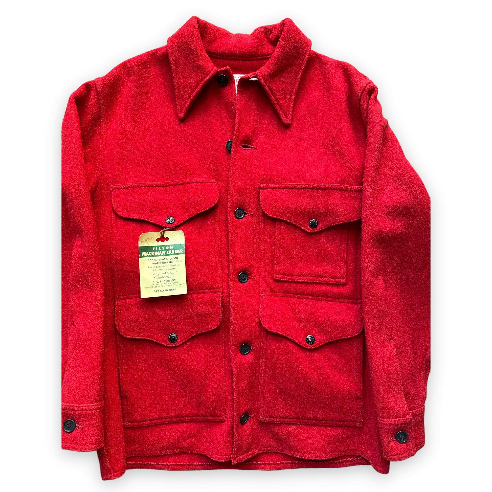 Close Up View of NOS Filson Scarlet Mackinaw Cruiser SZ 40 |  Deadstock Filson Scarlet Cruiser | Vintage Workwear Seattle