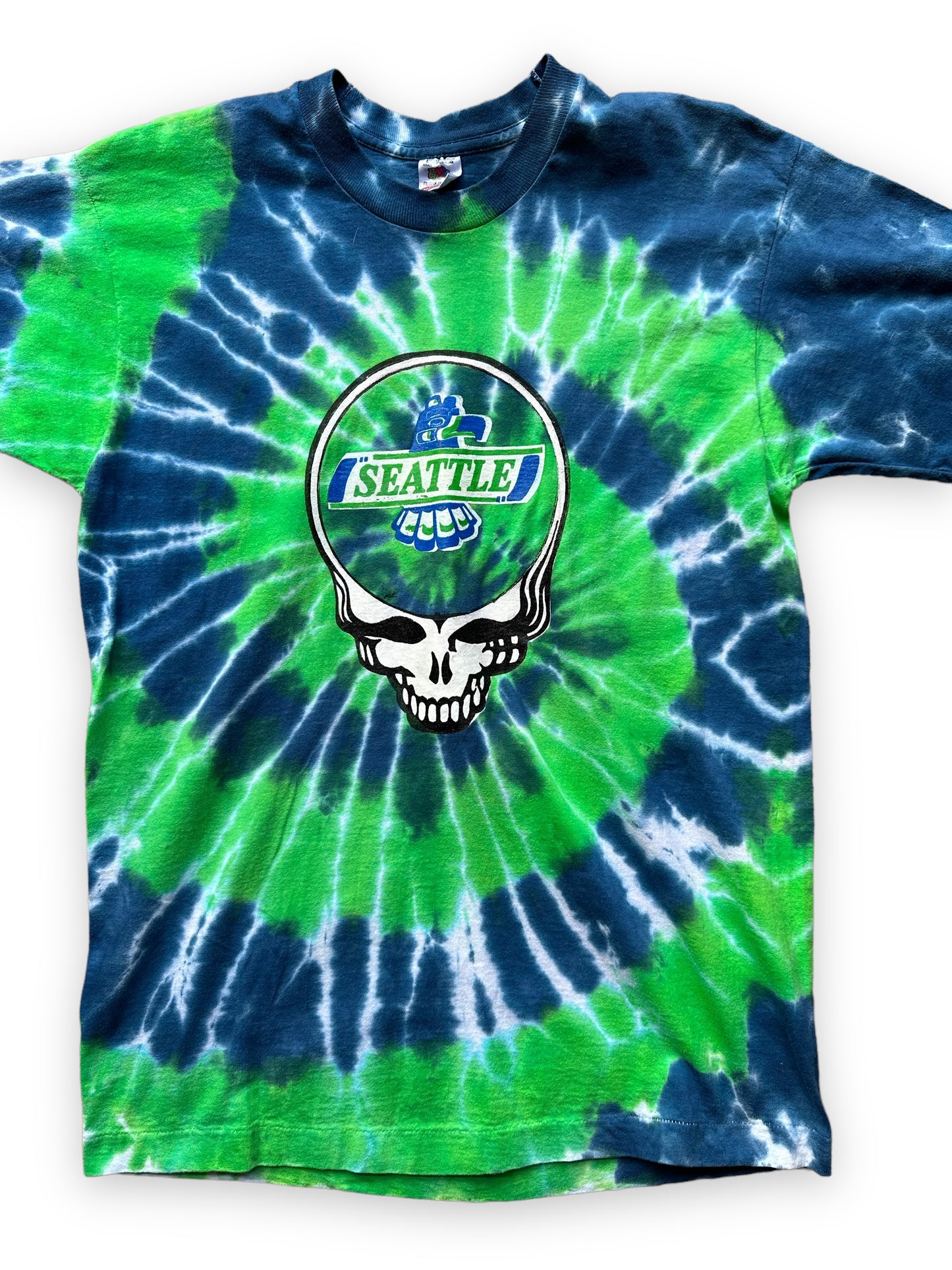 Front Detail on Vintage Grateful Dead Seattle Thunderbirds Tie Dye Tour Tee SZ L | Vintage Grateful Dead Tee Seattle | Barn Owl Vintage