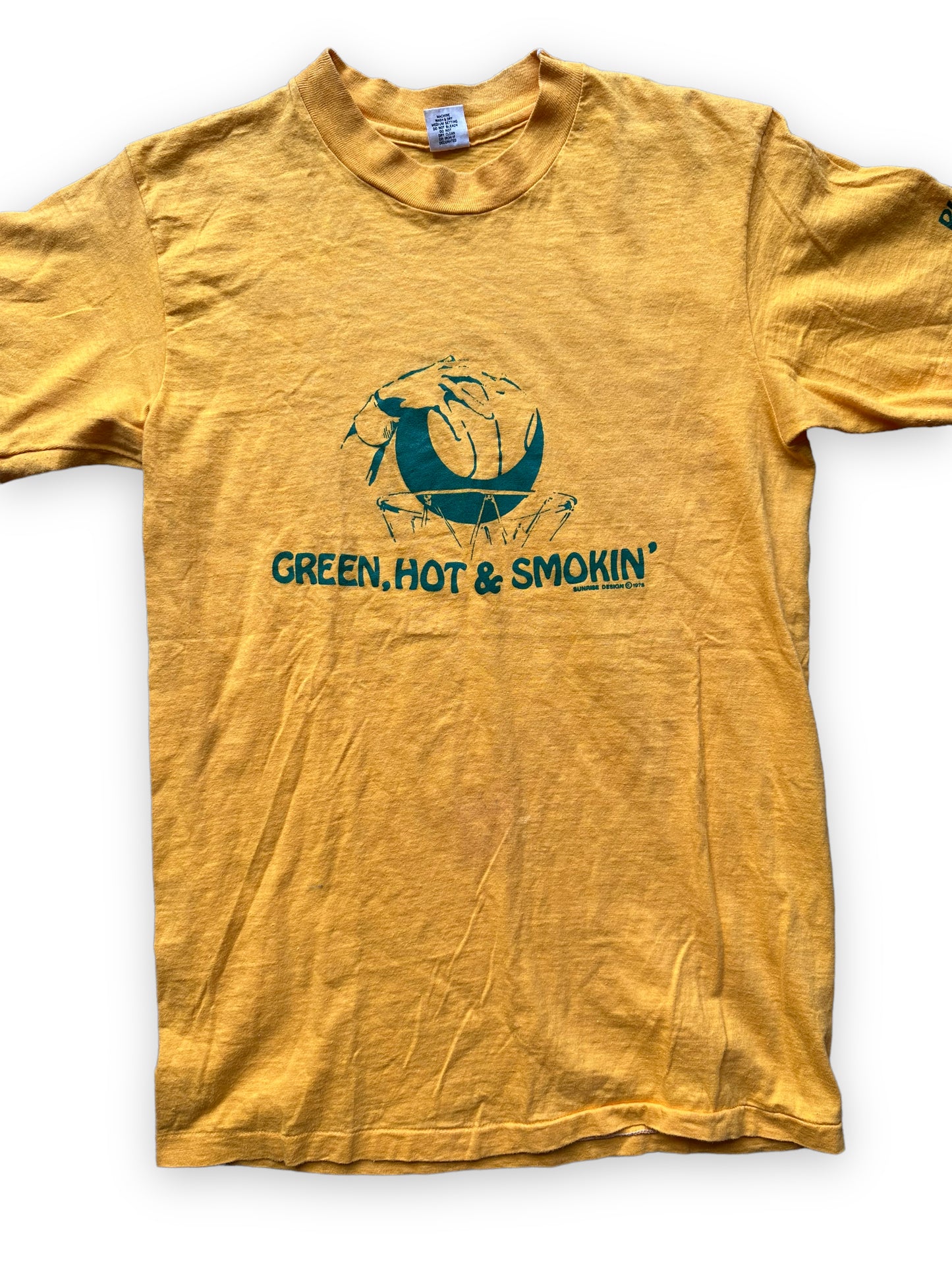 Front Detail on Vintage 1978 Seattle Supersonics Green, Hot & Smoking Playoff Tee SZ M | Vintage Seattle SuperSonics Tees | Barn Owl Vintage