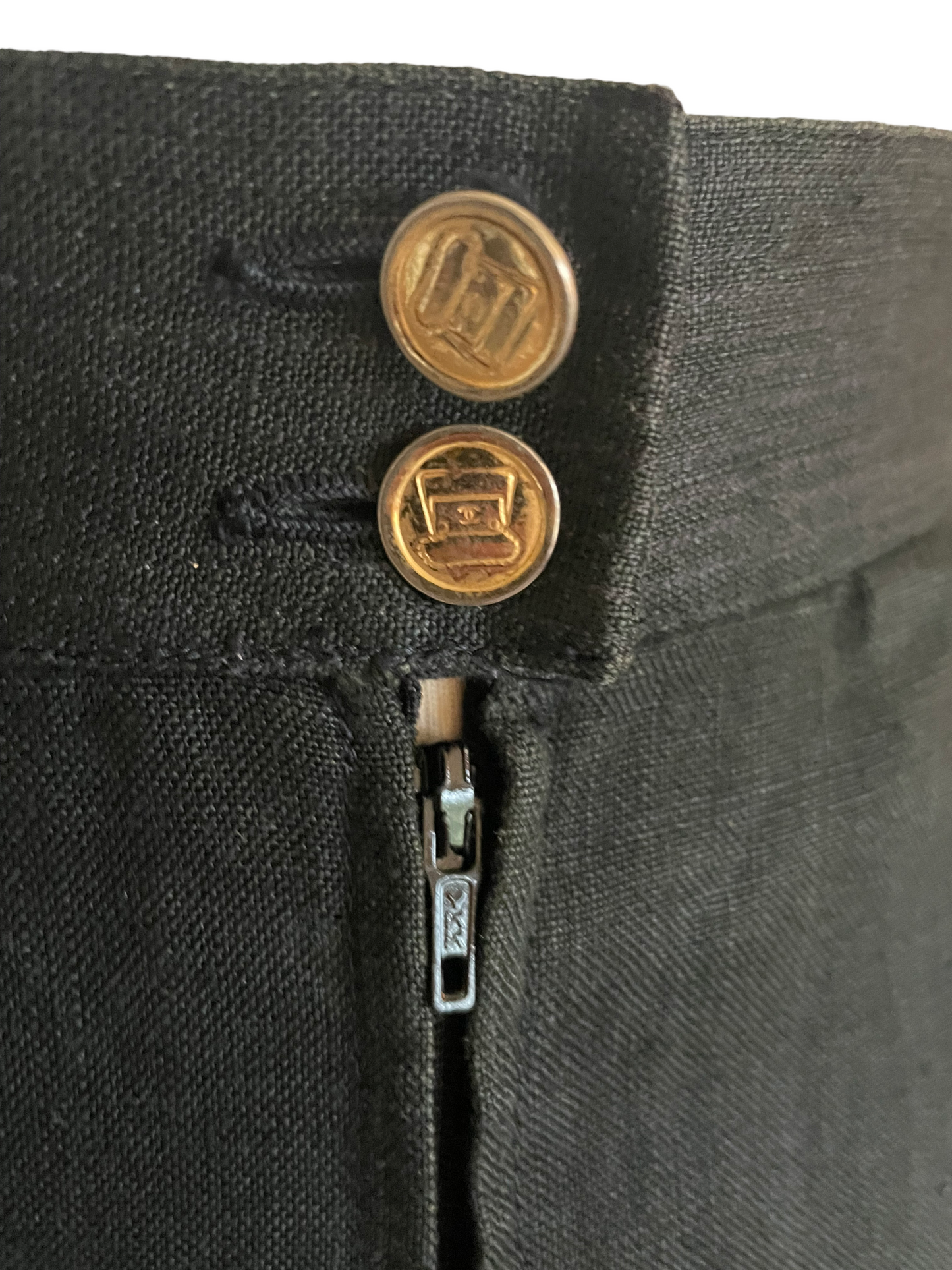 Close up of buttons and zipper pull Vintage 1970s Linen Chanel Skirt | Barn Owl VIntage | Vintage Seattle Skirts