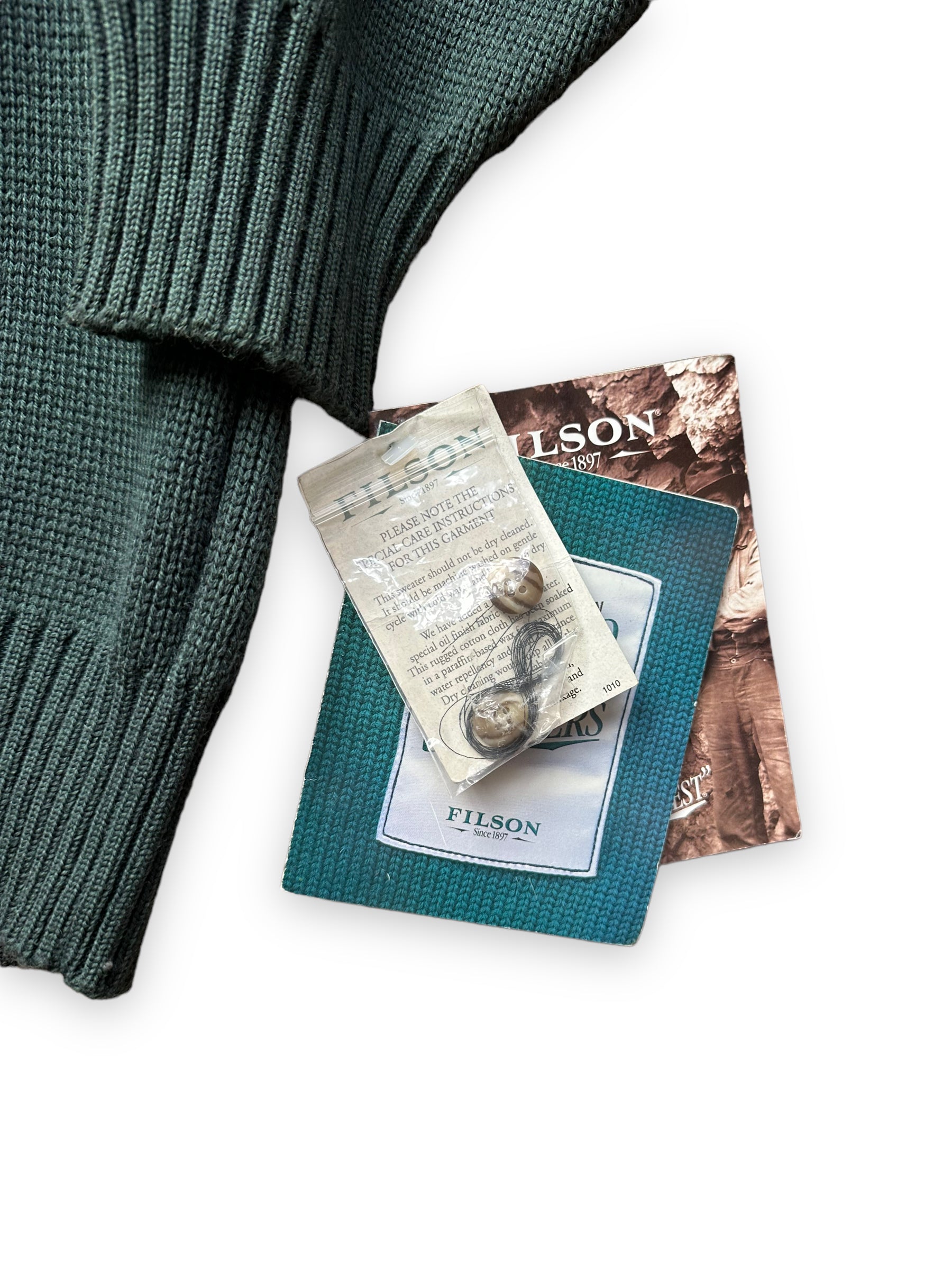 Deadstock Tag View of Deadstock Filson Guide Sweater SZ XXL | Vintage Filson Workwear Seattle | Barn Owl Vintage Goods