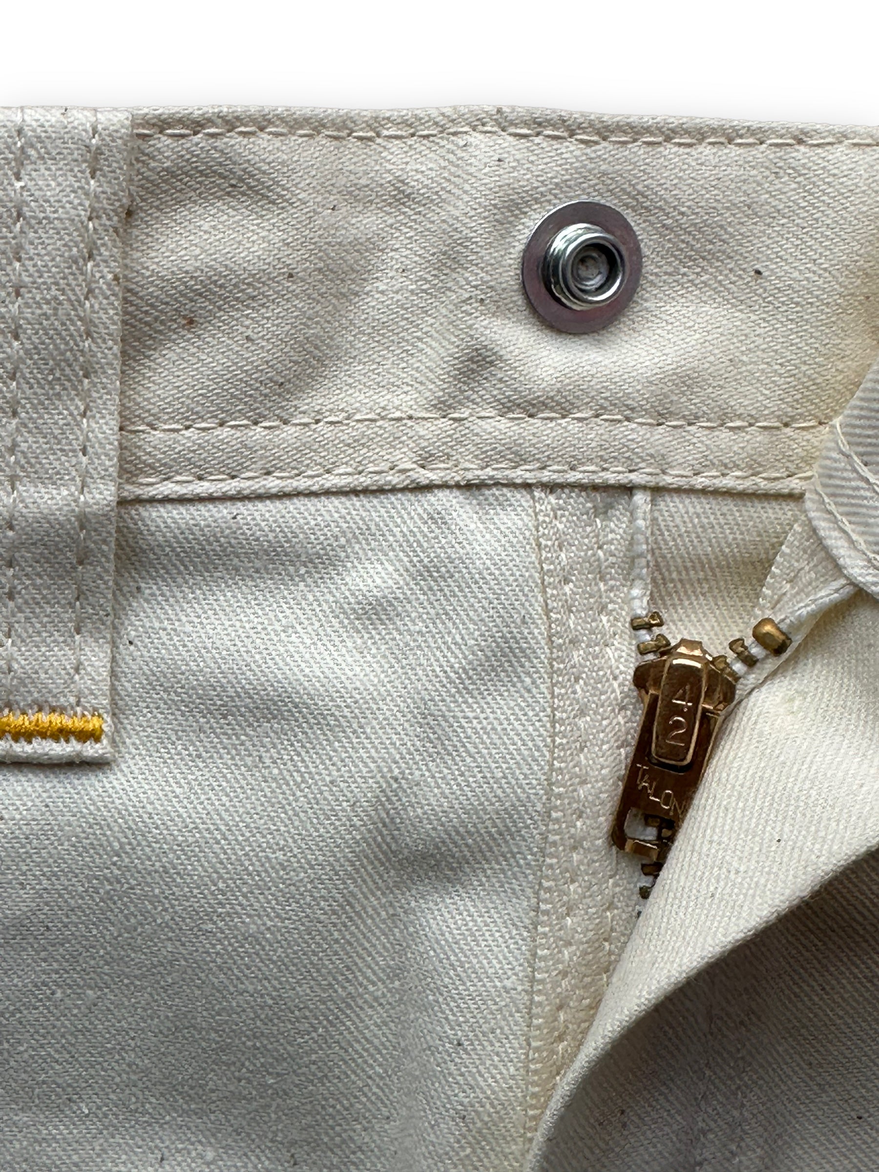 Talon Zipper and Snap View on NOS Vintage Carter's Ecru Painters Pants W26 L32 | Vintage Workwear Seattle | Barn Owl Vintage Clothing