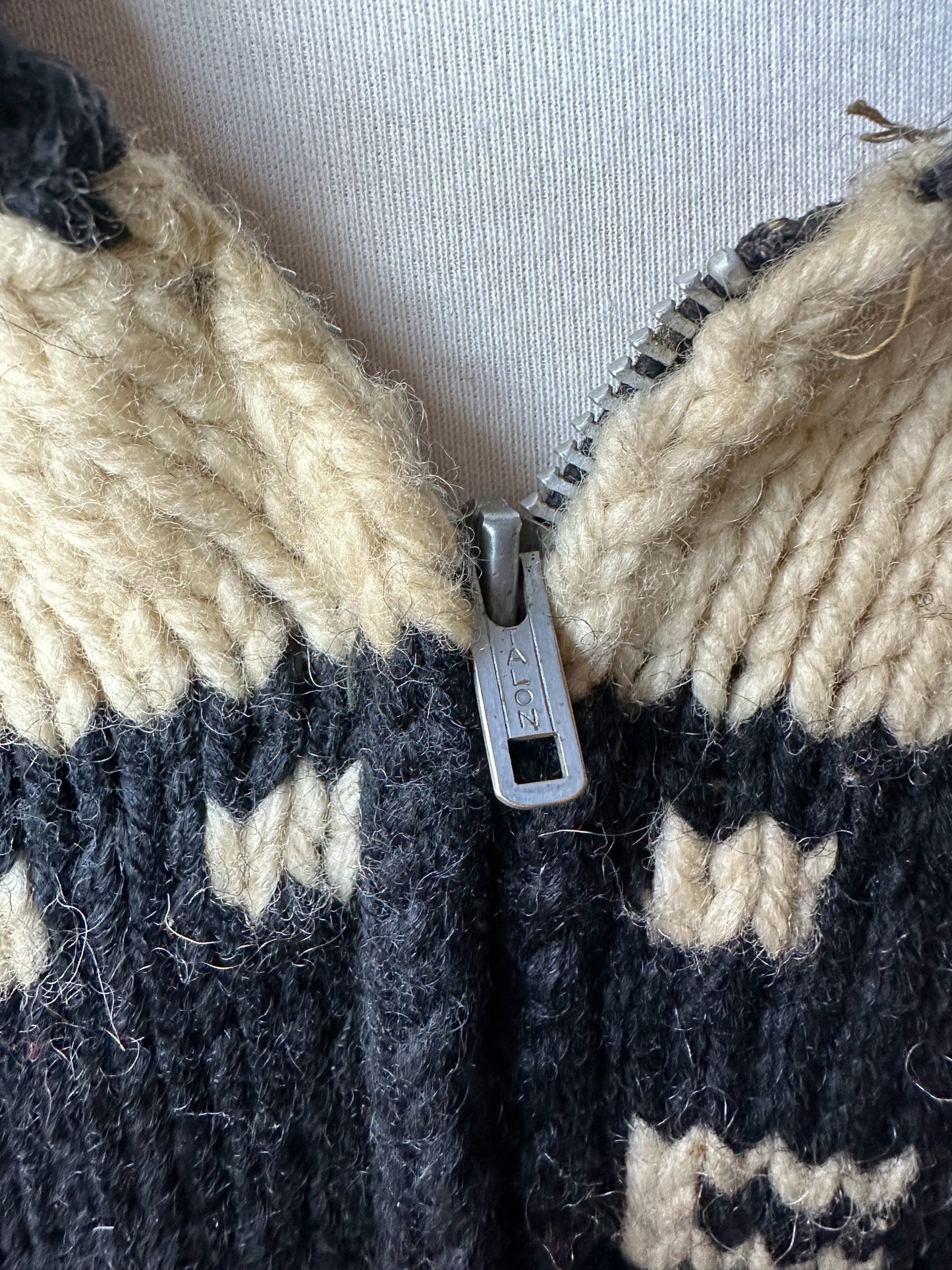 Talon Zipper on Vintage Trucker Wool Cowichan SZ XL | Vintage Cowichan Sweaters Seattle | Barn Owl Vintage Seattle