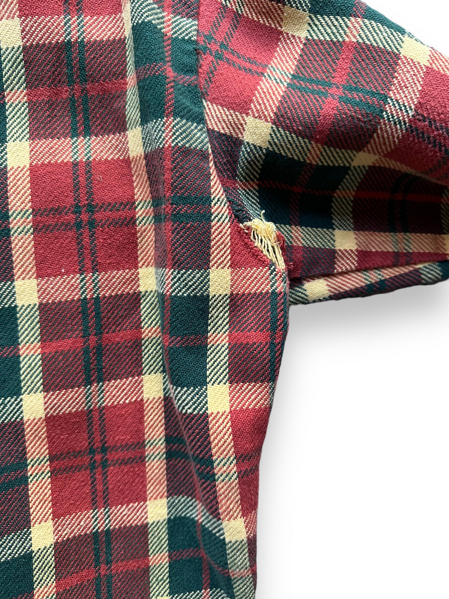 RIght Armpit Hole Detail on Vintage Red & Green Big Mac Cotton Flannel SZ M Tall | Vintage Cotton Flannel Seattle | Barn Owl Vintage Seattle