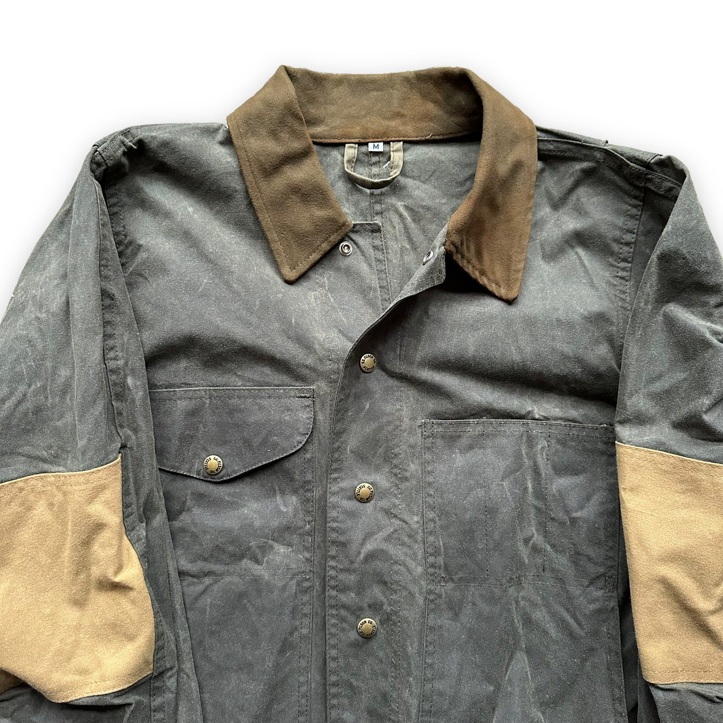 Upper Front View of Vintage Otter Green Filson Shooting Jacket Style 420 SZ M | Filson Tin Cloth Jackets Seattle | Barn Owl Vintage