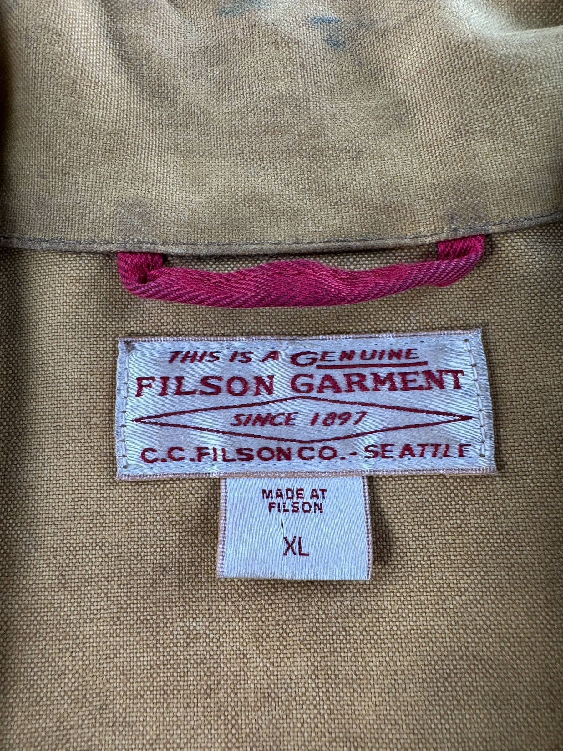 Label on Filson Tin Cloth Short Lined Cruiser Jacket SZ XL (Fits L)