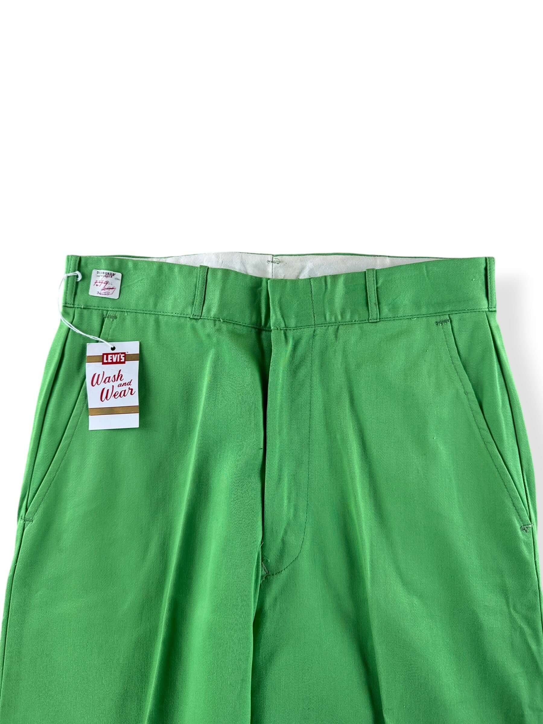 Waist on Vintage NOS Green Levi's Wash and Wear Spikes Trousers W31 (Fits W30)