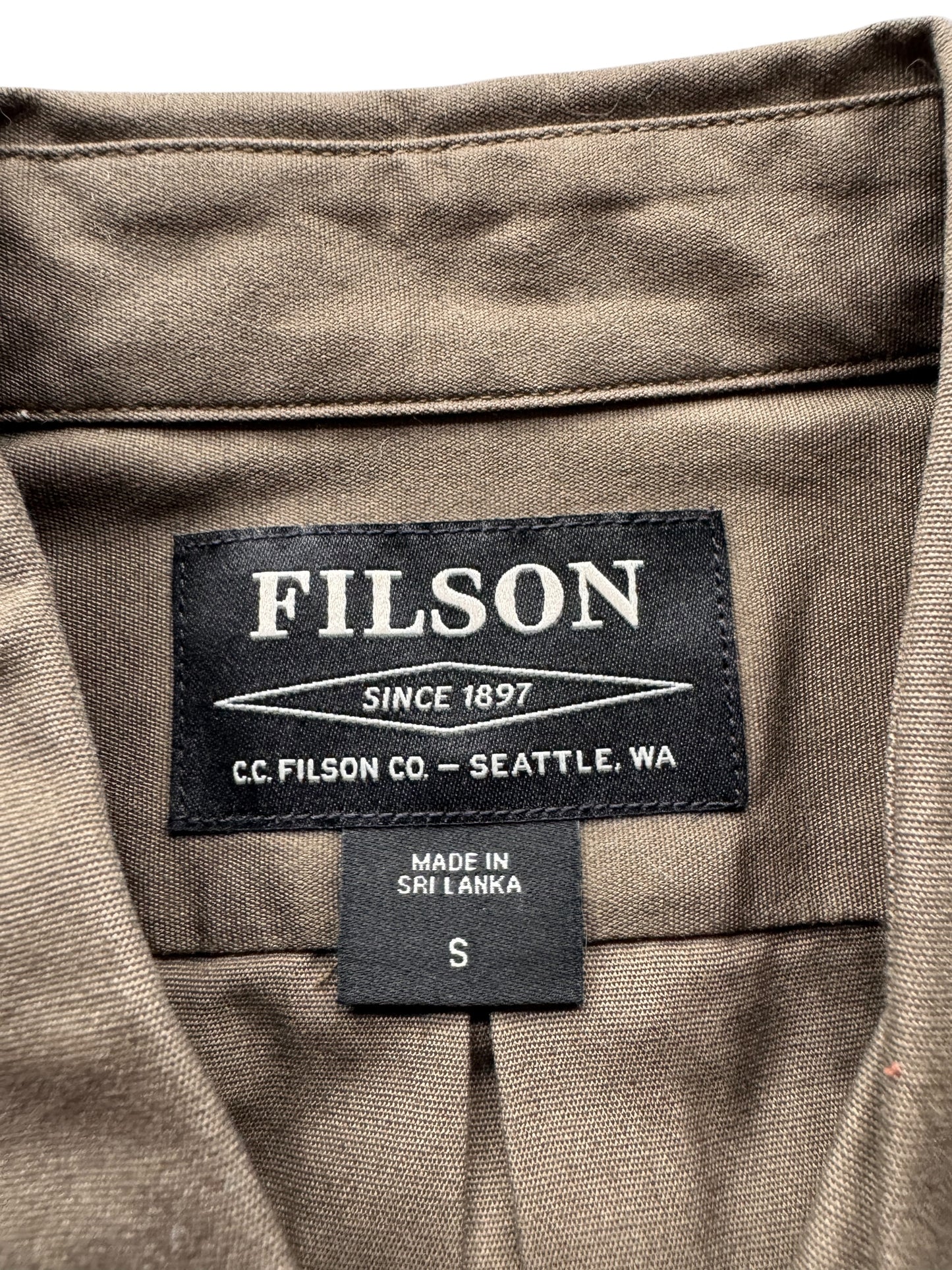 Tag on Filson Lightweight Olive Green Shirt SZ S