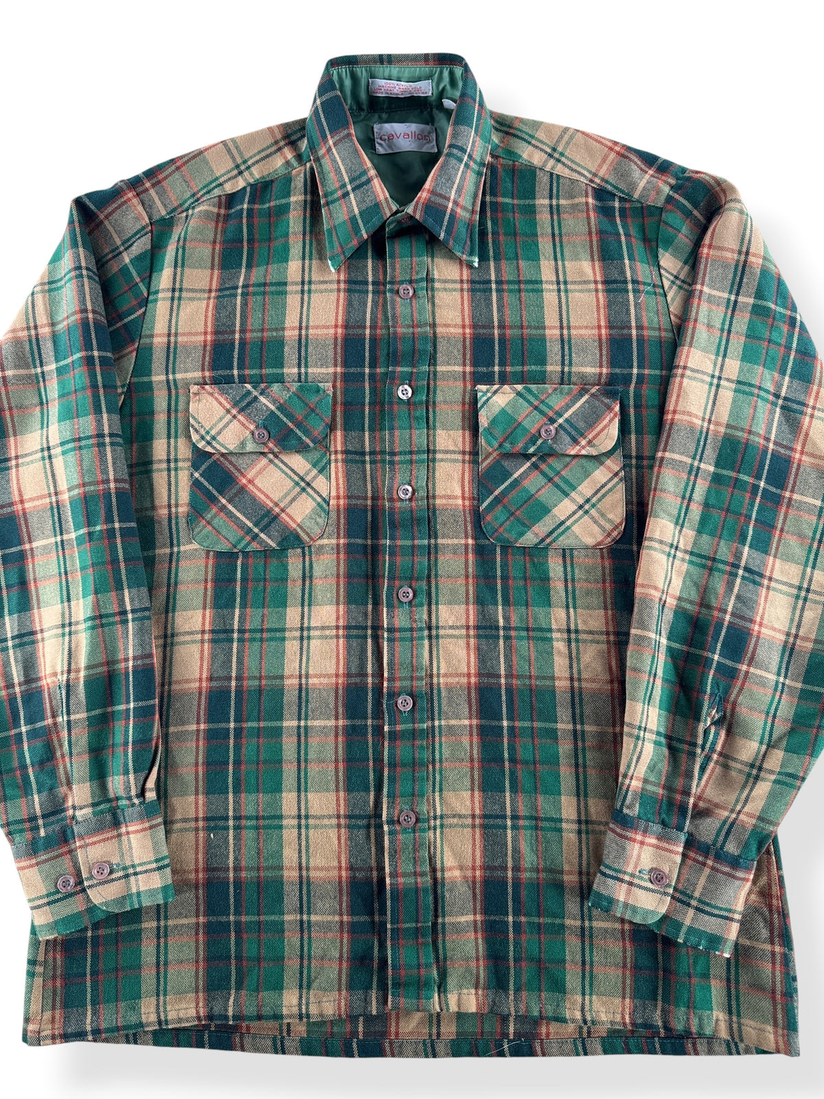 Front Close Up of Vintage 70s Acrylic Board Shirt SZ M