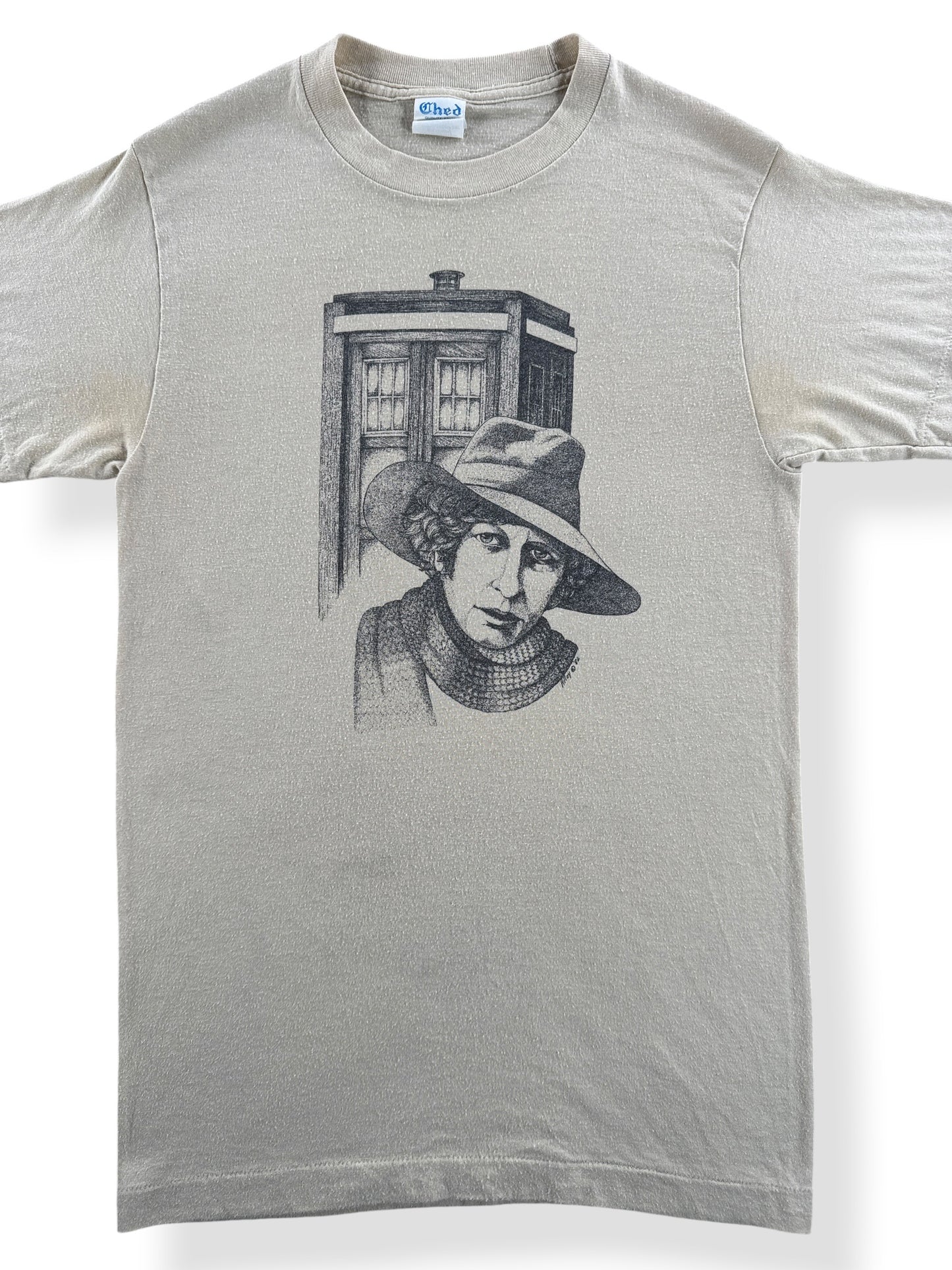 Front Close Up of Vintage Tom Baker Doctor Who Tee SZ S (Fits XS)