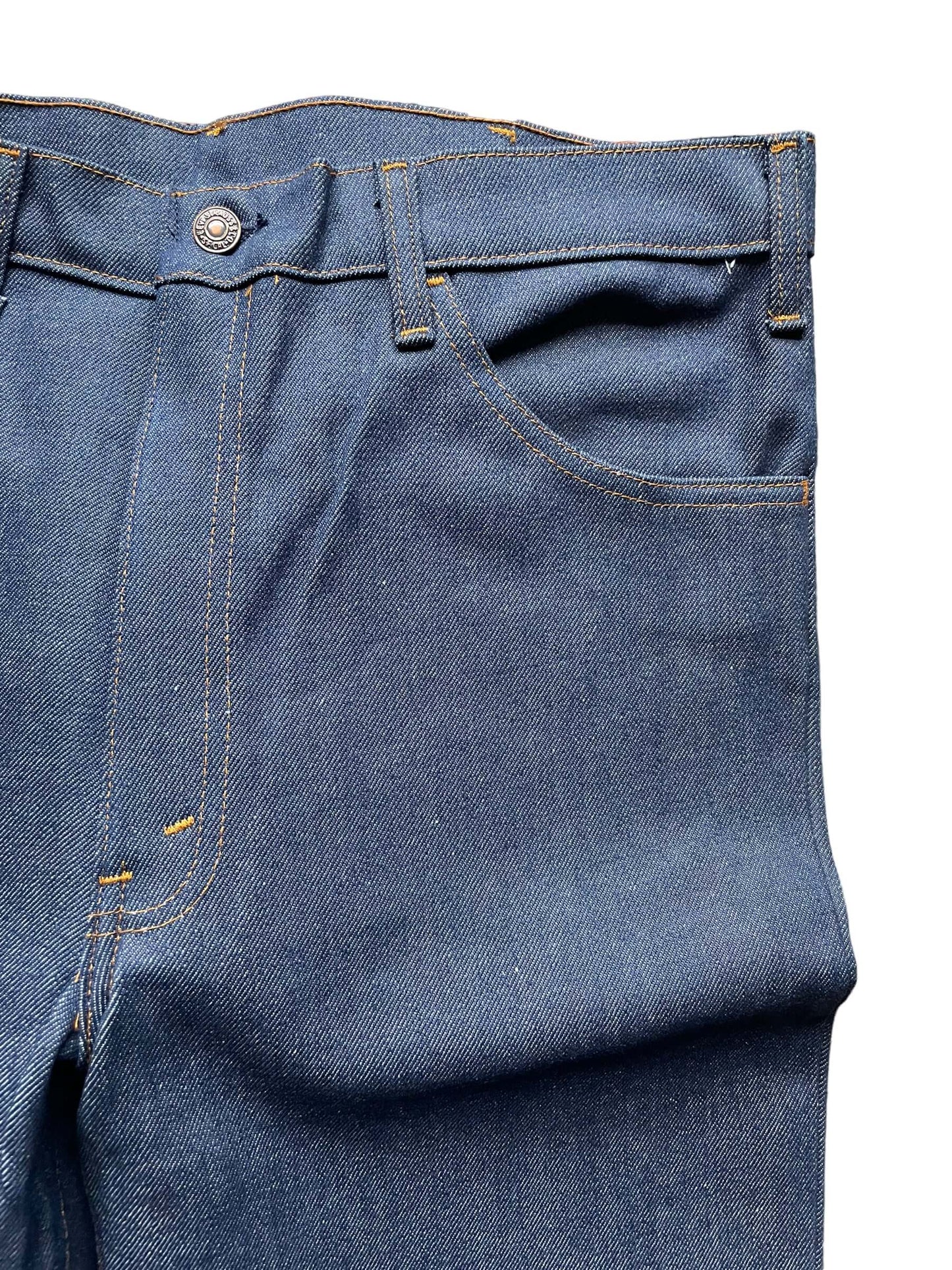 Front left pocket view of Vintage NOS Levi's 646 Bell Bottoms 36x32 | Barn Owl Vintage Seattle | Vintage Denim