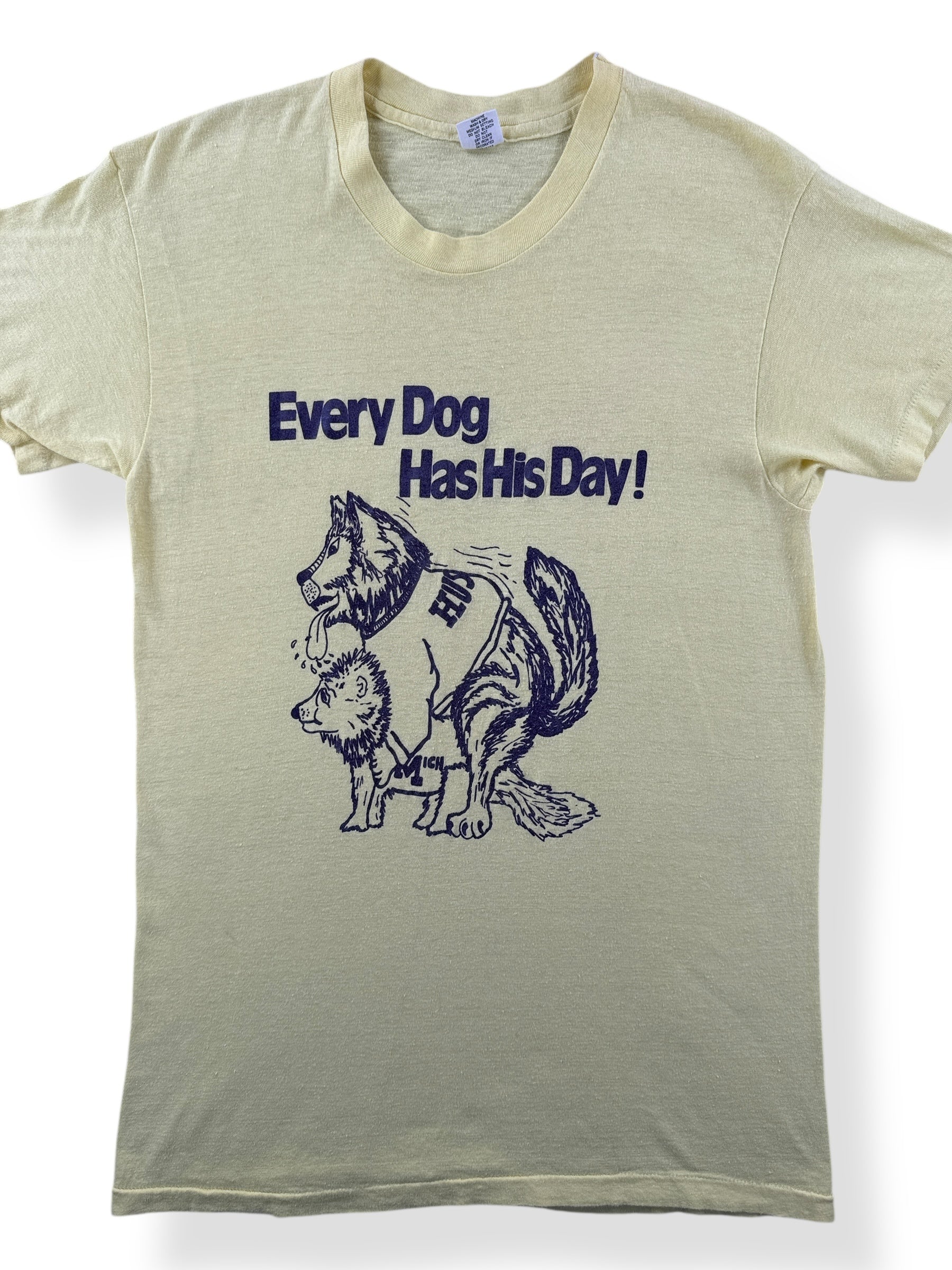 Front Close Up of Vintage 70s UW Wolverine Humpin Tee SZ S