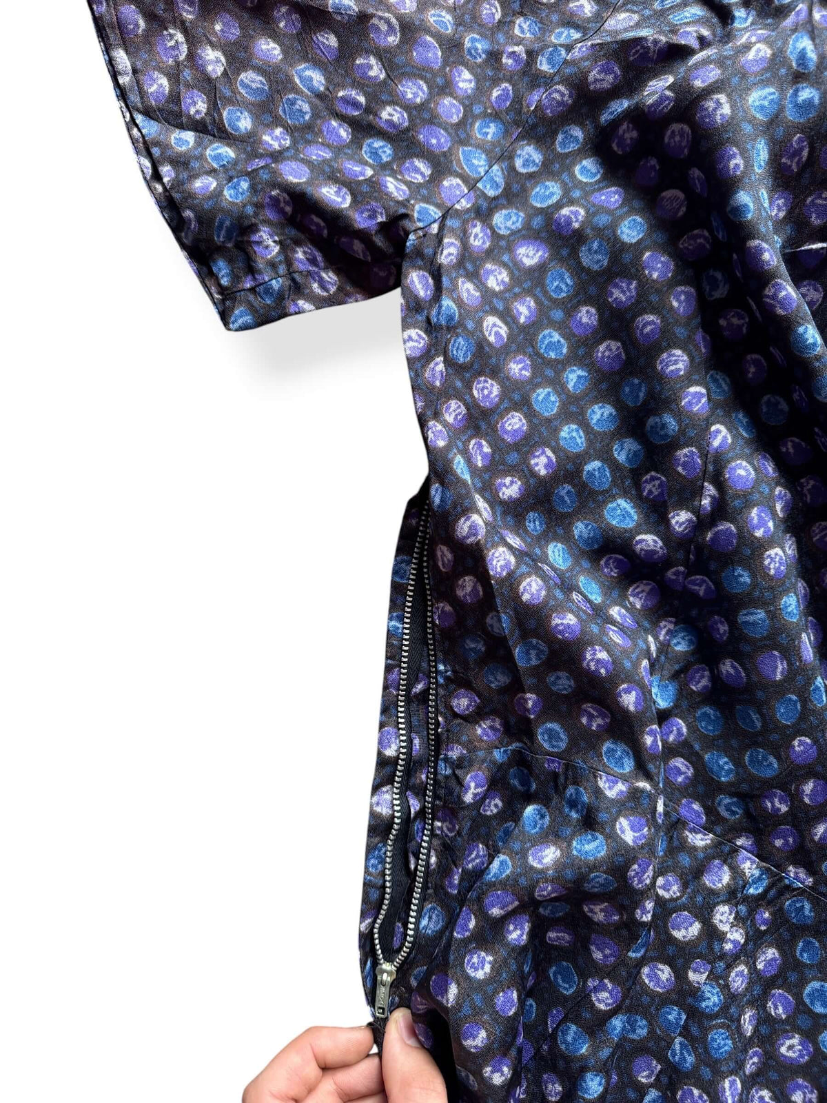 Side zipper on Vintage 40s-50s Fit and Flare Polka Dot Dress SZ S