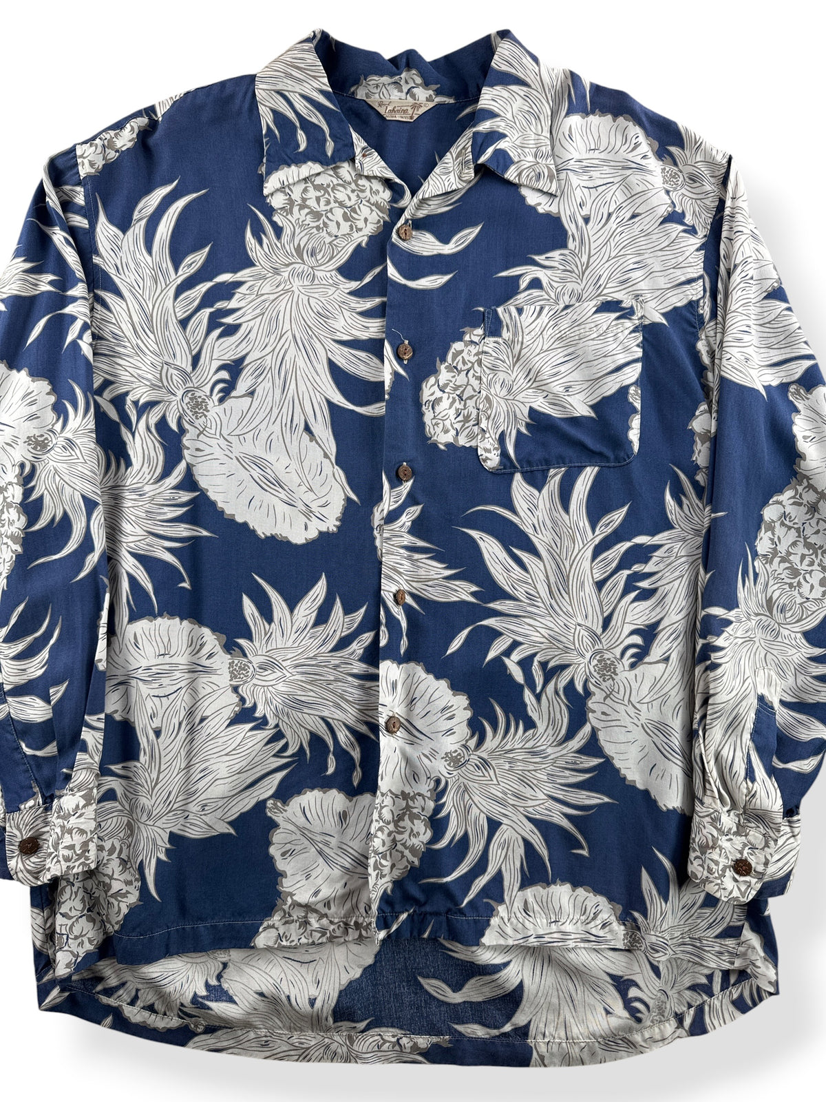 Close-up of Vintage 80s Royal Lahaina Aloha Shirt SZ L