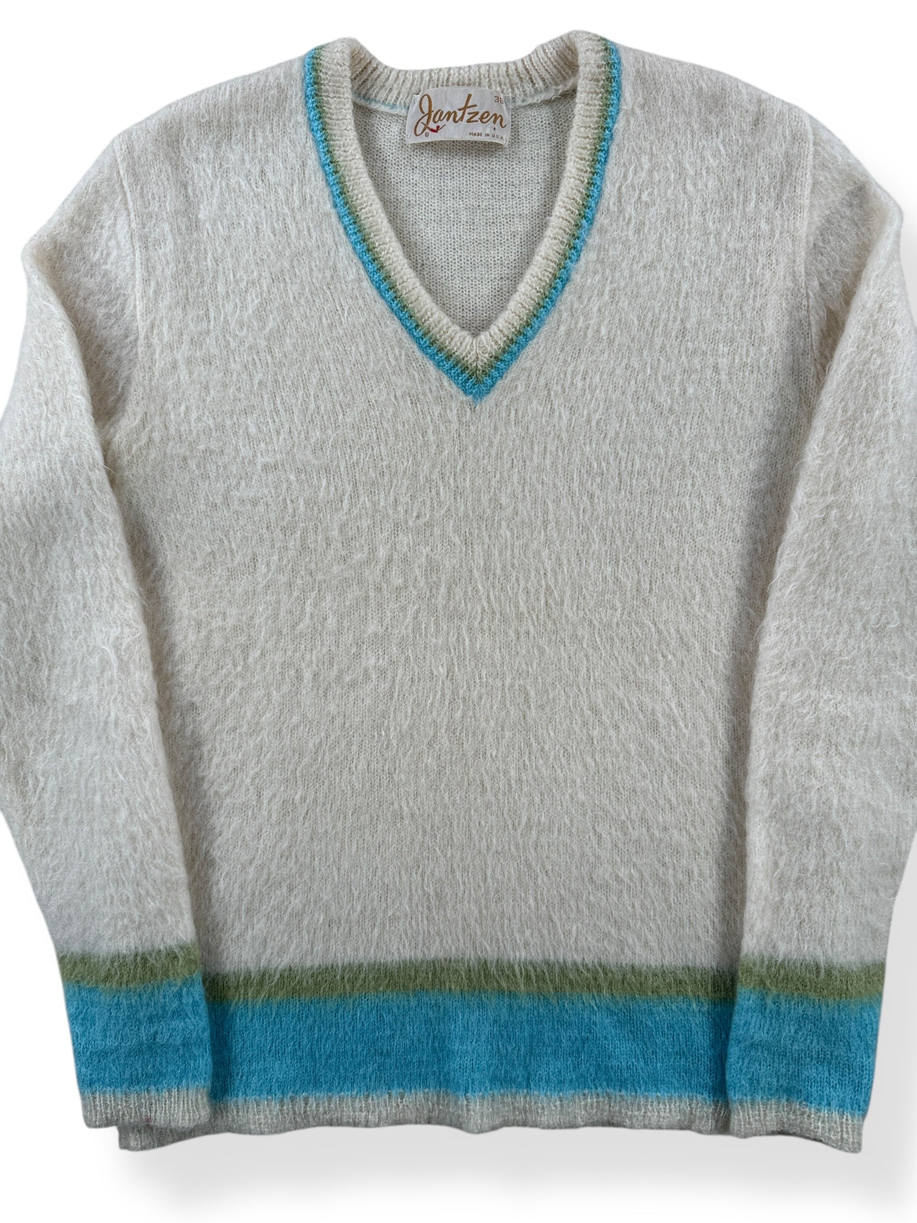 Front Close Up of Vintage Jantzen Sweater SZ XS