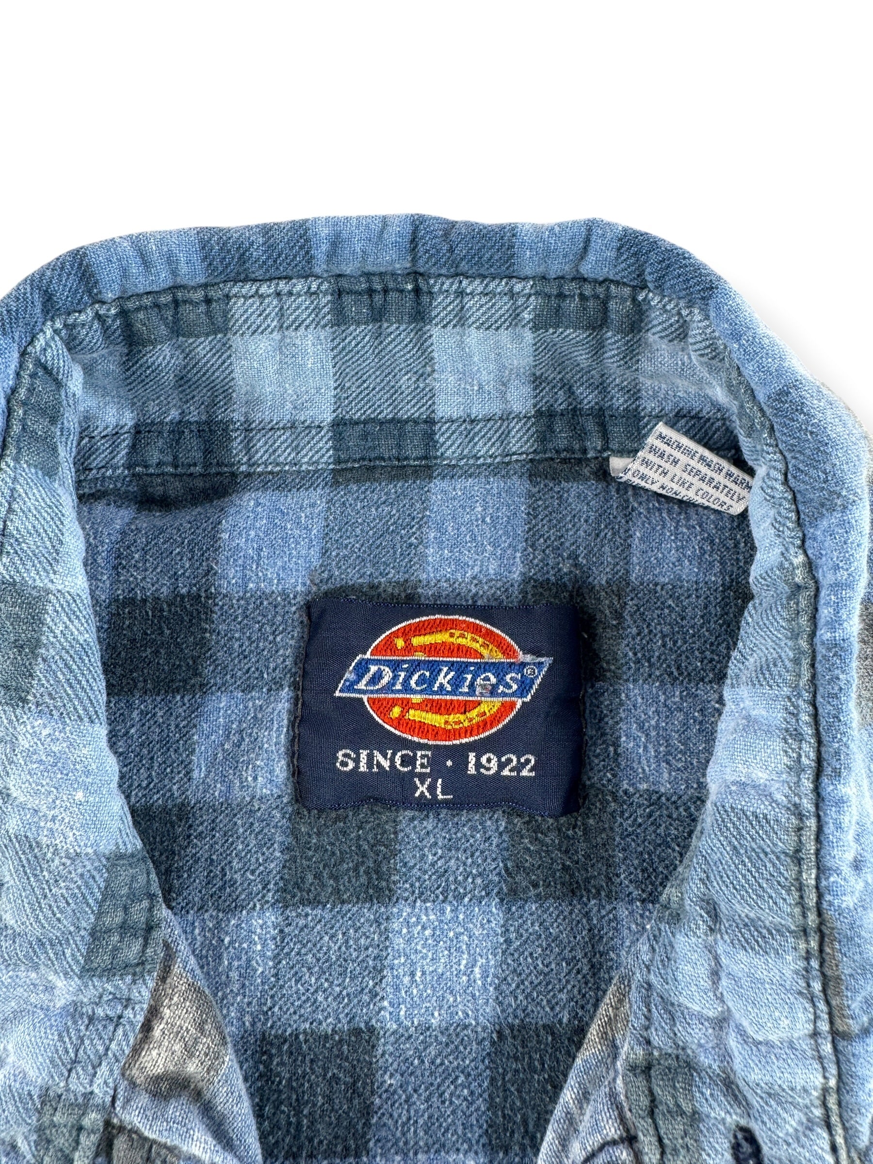 Label on Vintage Dickies Faded Blue Printed Cotton Flannel SZ XL