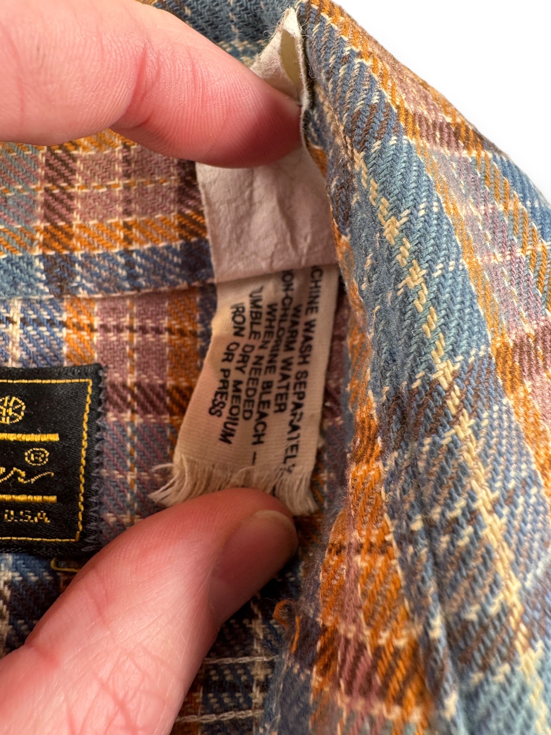 Tag on Vintage Eddie Bauer Cotton Flannel SZ M
