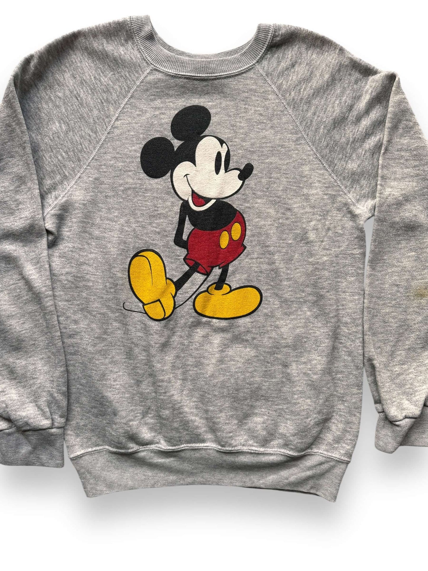 front close up of Vintage Mickey Mouse Crewneck SZ M