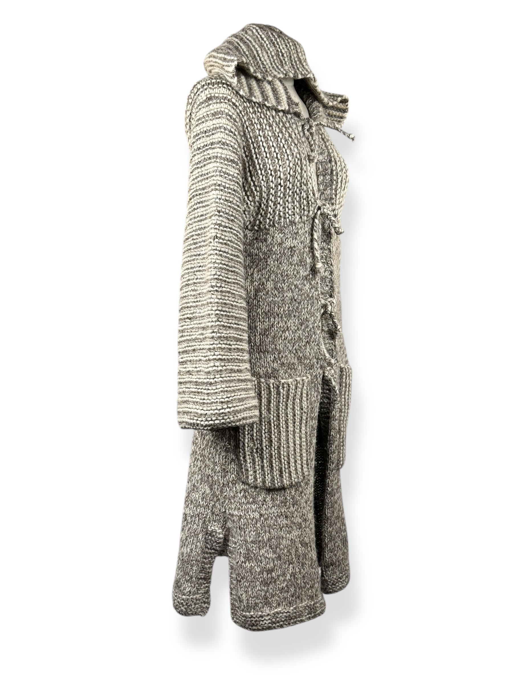 Side view of 1970s Jr Gallery Wool Long Cardigan M