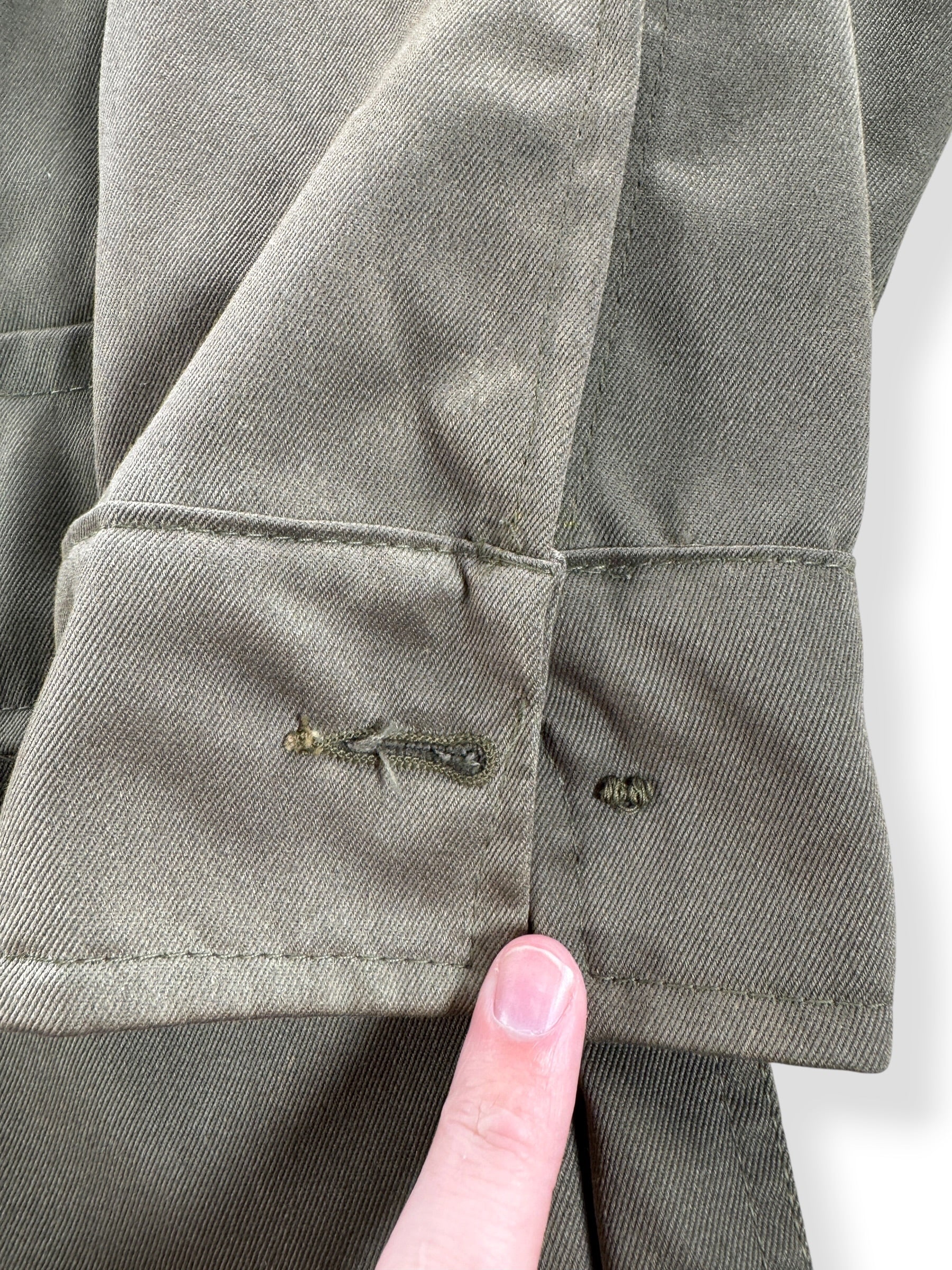 Missing Button on Vintage 10x Brand Hunting Jacket SZ M