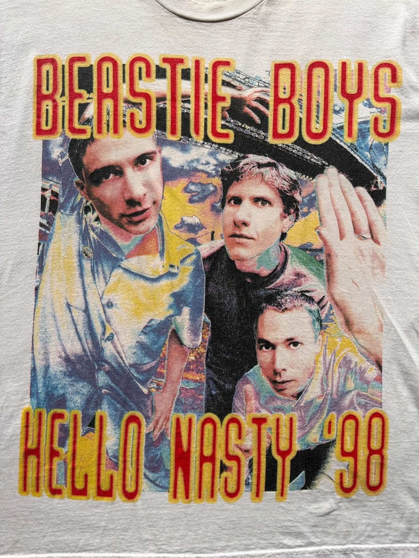 front graphic of Vintage 1998 Beastie Boys Hello Nasty Tour Tee SZ XL