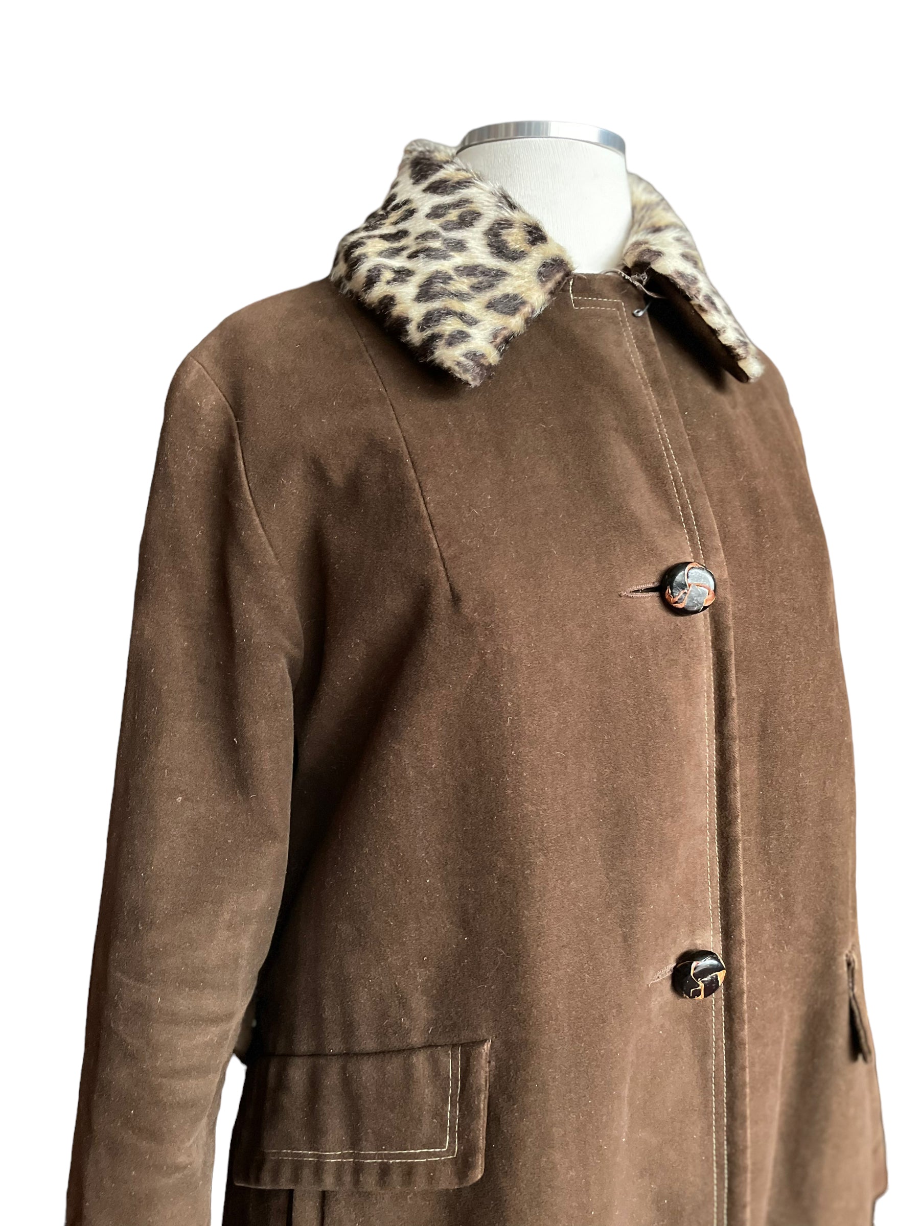 Front right side view of Vintage 1960s Lanson Brown Coat with Leopard Fur Collar SZ M-L | Seattle True Vintage | Barn Owl Vintage Coats