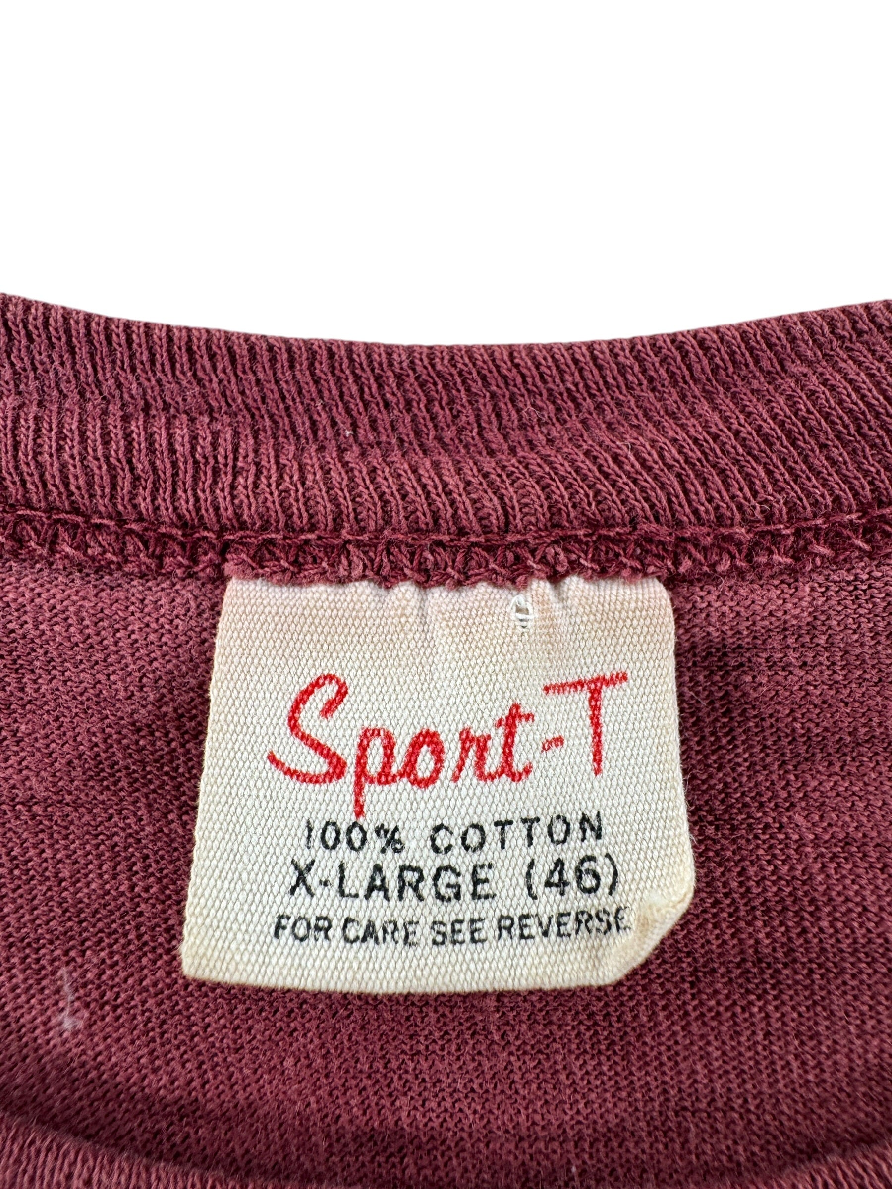 Tag on Vintage 70s Maroon Kiss Tee SZ XL (Fits L)