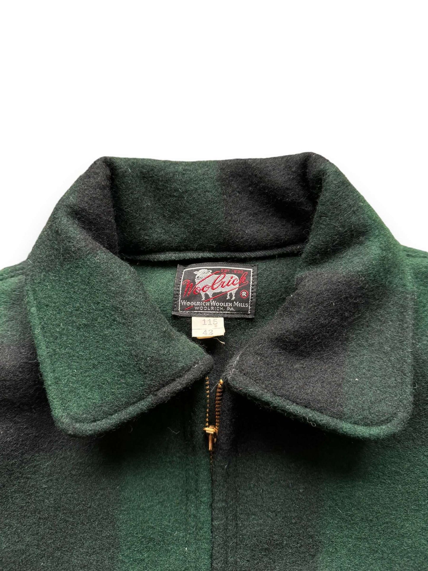 collar on NOS Woolrich Green Plaid Wool Zip Up Jacket SZ 42