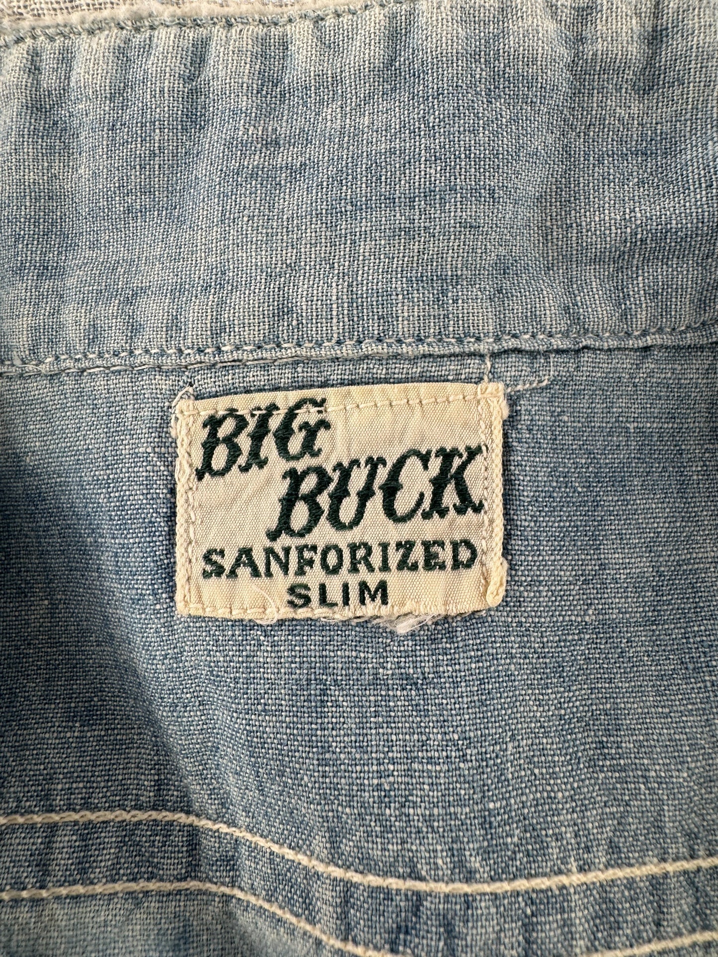 Label on Vintage Big Buck Chambray Work Shirt SZ M