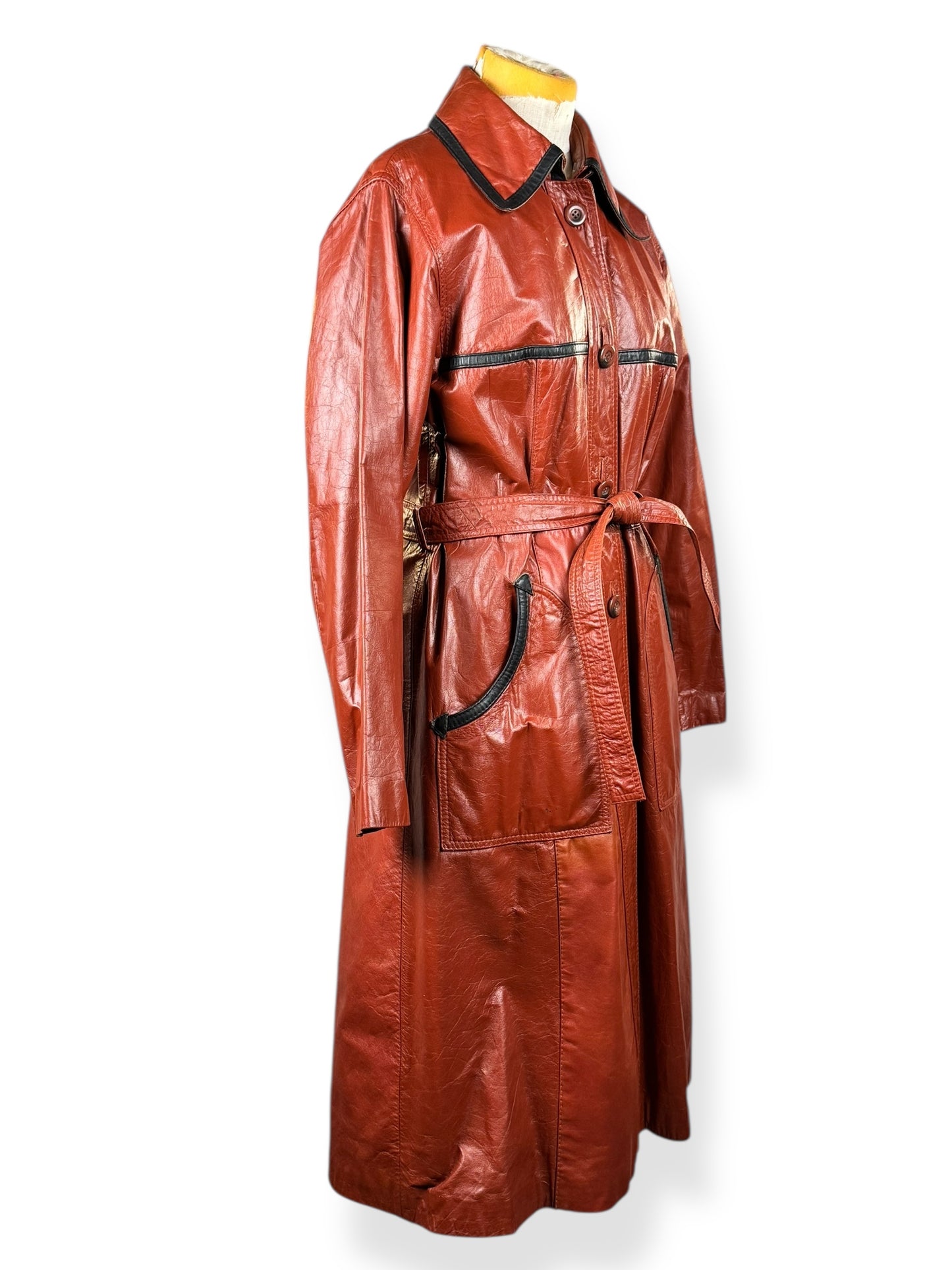 Side of 1970s Belted Leather Trench S-M