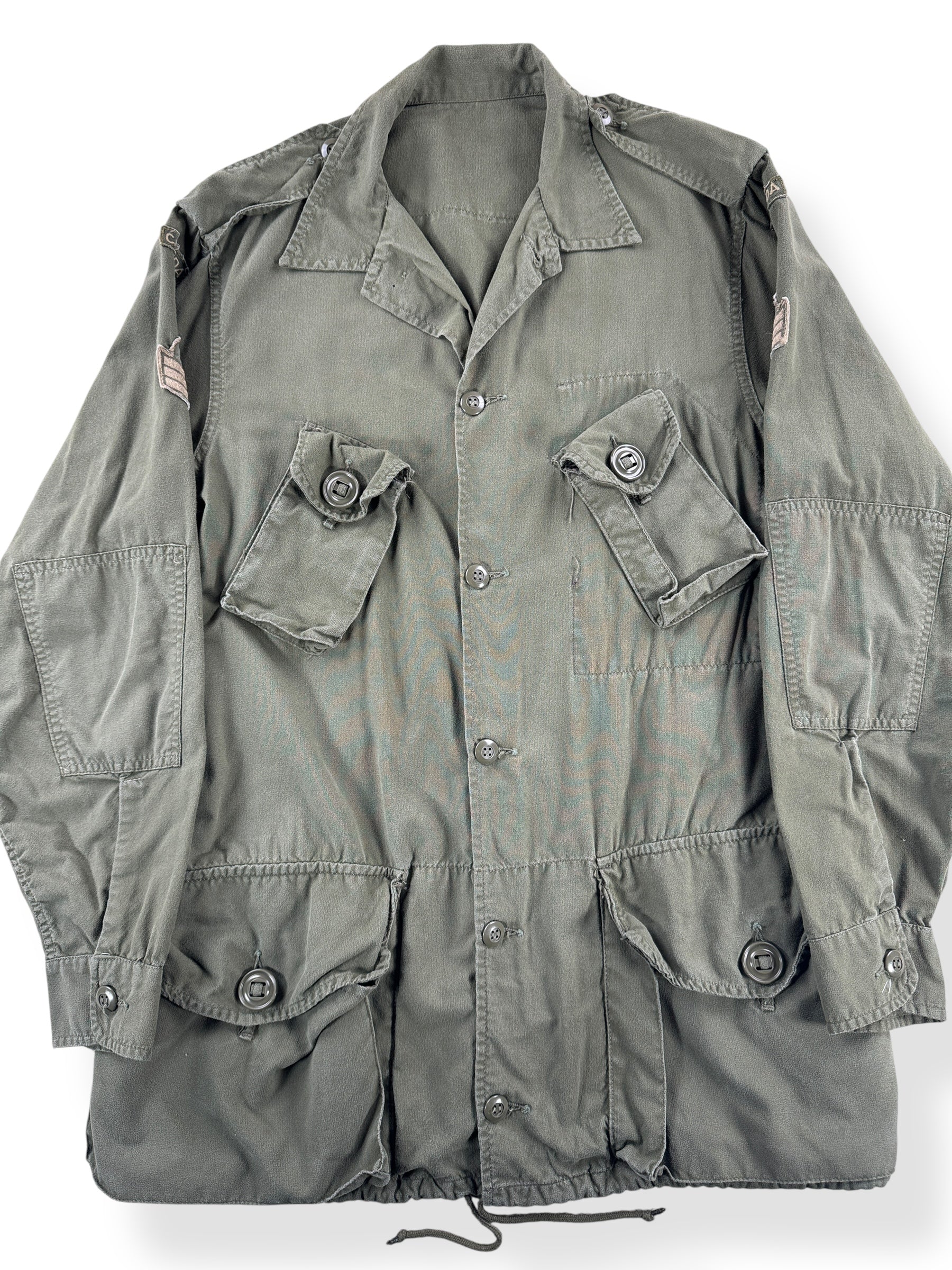 Front Close Up of Vintage Canadian Military Smock SZ L