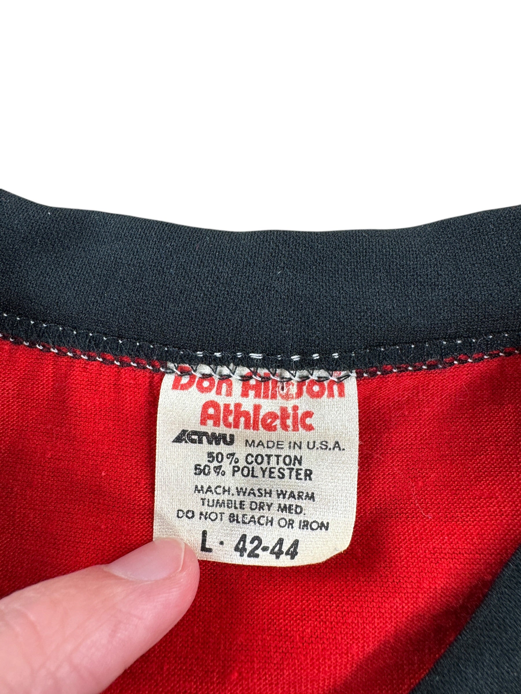 Label on Vintage Richard's Raiders Jersey Tee SZ L (Fits S)