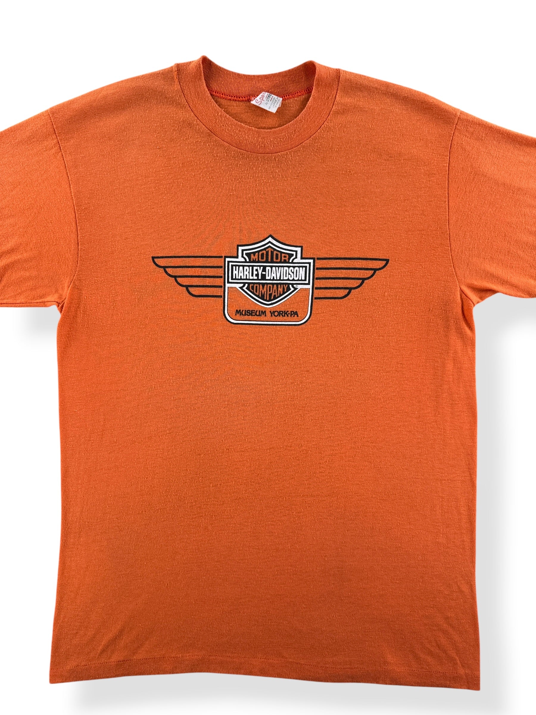 Front Close Up of Vintage Harley Davidson Museum York PA Tee SZ L (Fits M)