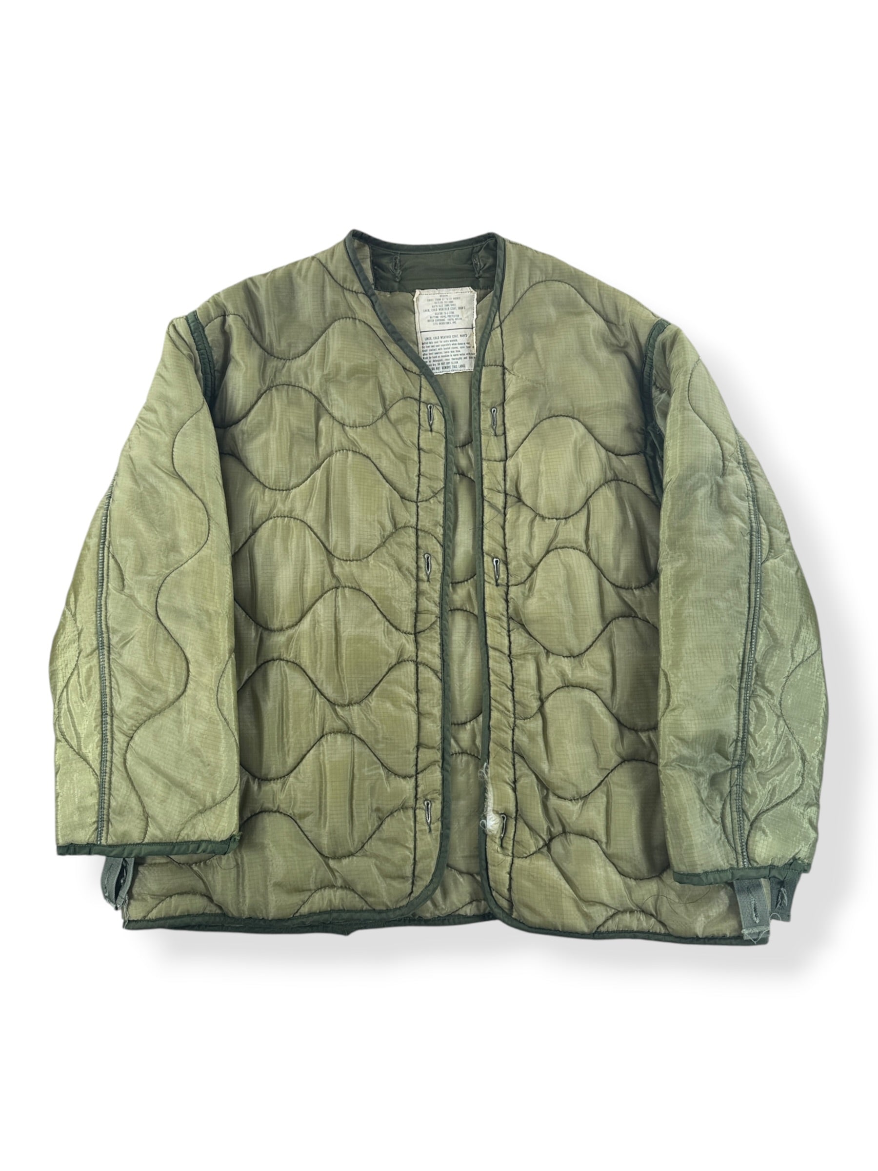 Front of Vintage Vietnam Era Military Liner Jacket SZ M