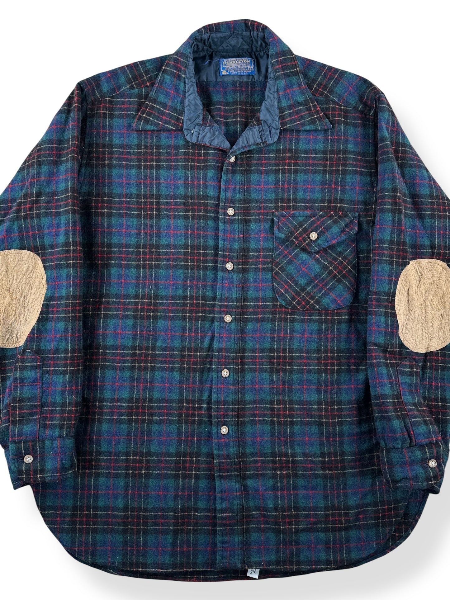 Front Close Up of Vintage Pendleton Flannel SZ L