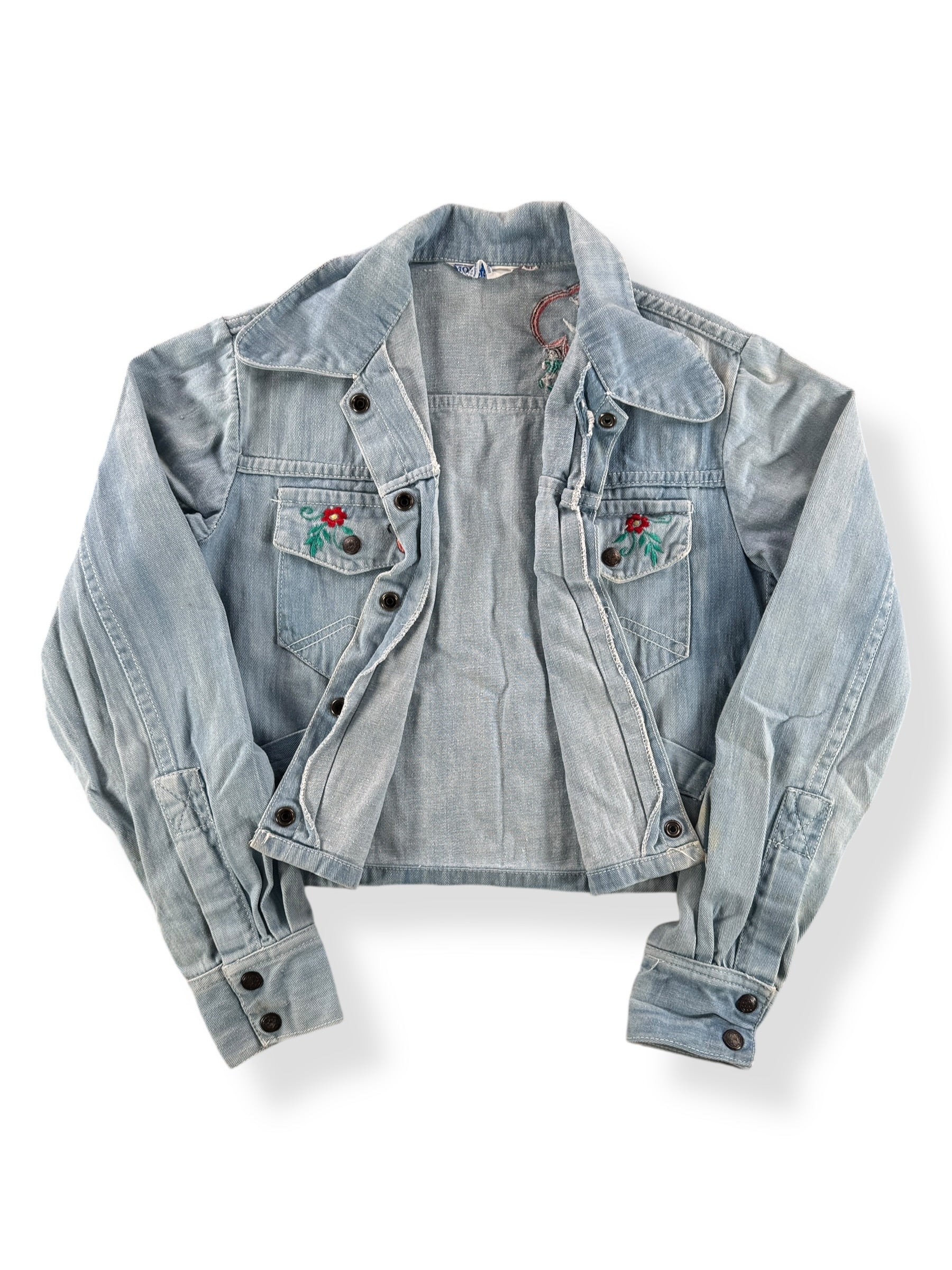 Inside of Vintage Denim Petite Trucker w/ Embroidery SZ XS