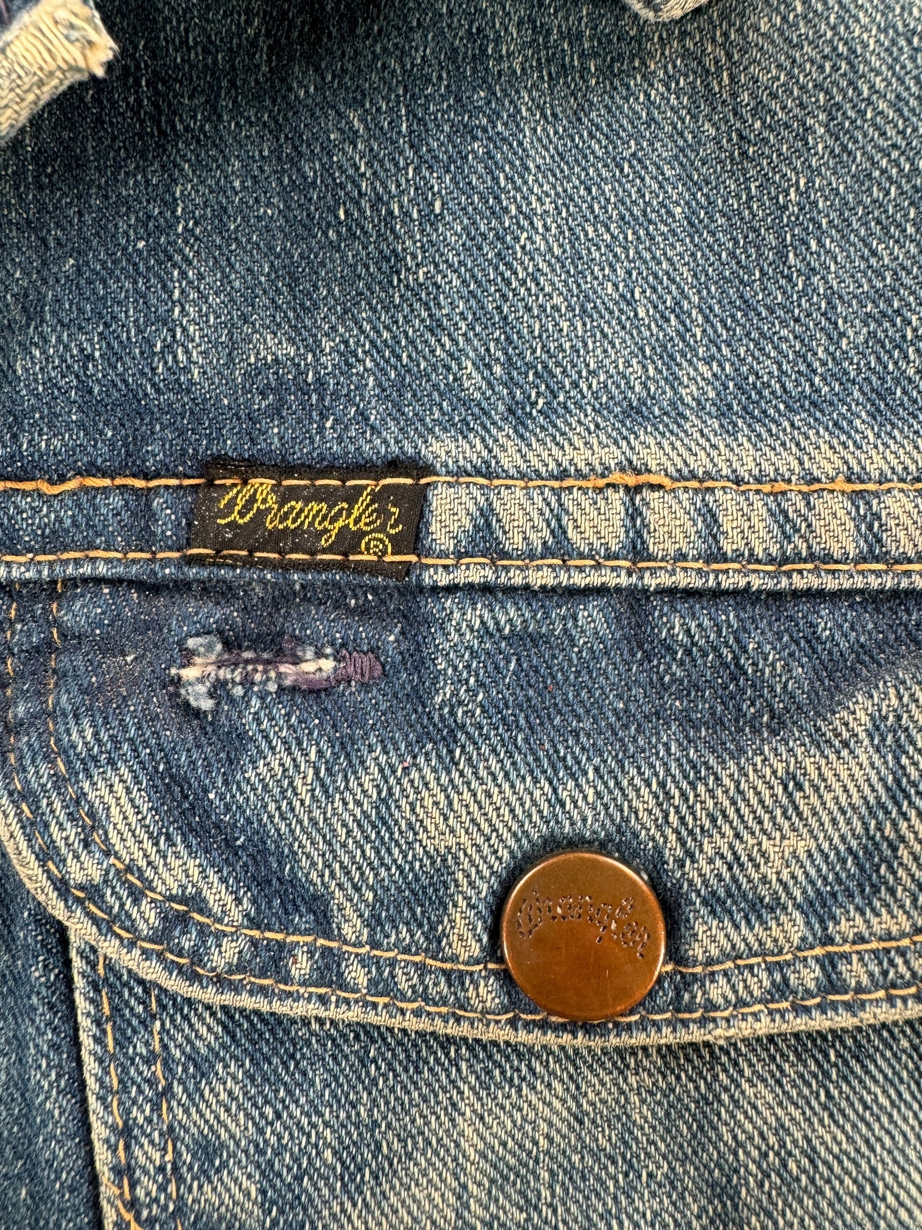 Label on Vintage Wrangler 24MJZ Jacket SZ 40