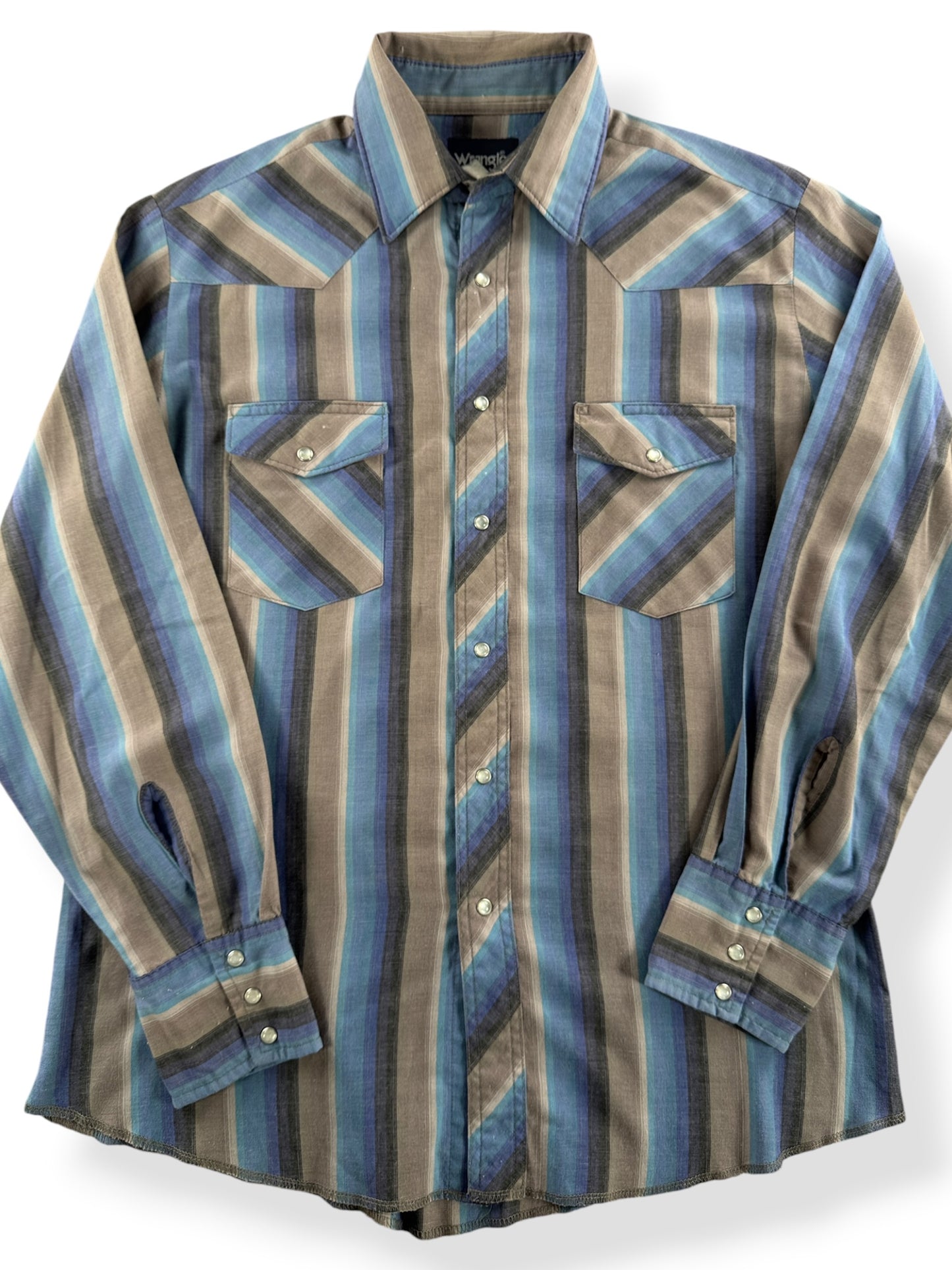 Close-up of Vintage Wrangler Blue Striped Pearlsnap SZ L