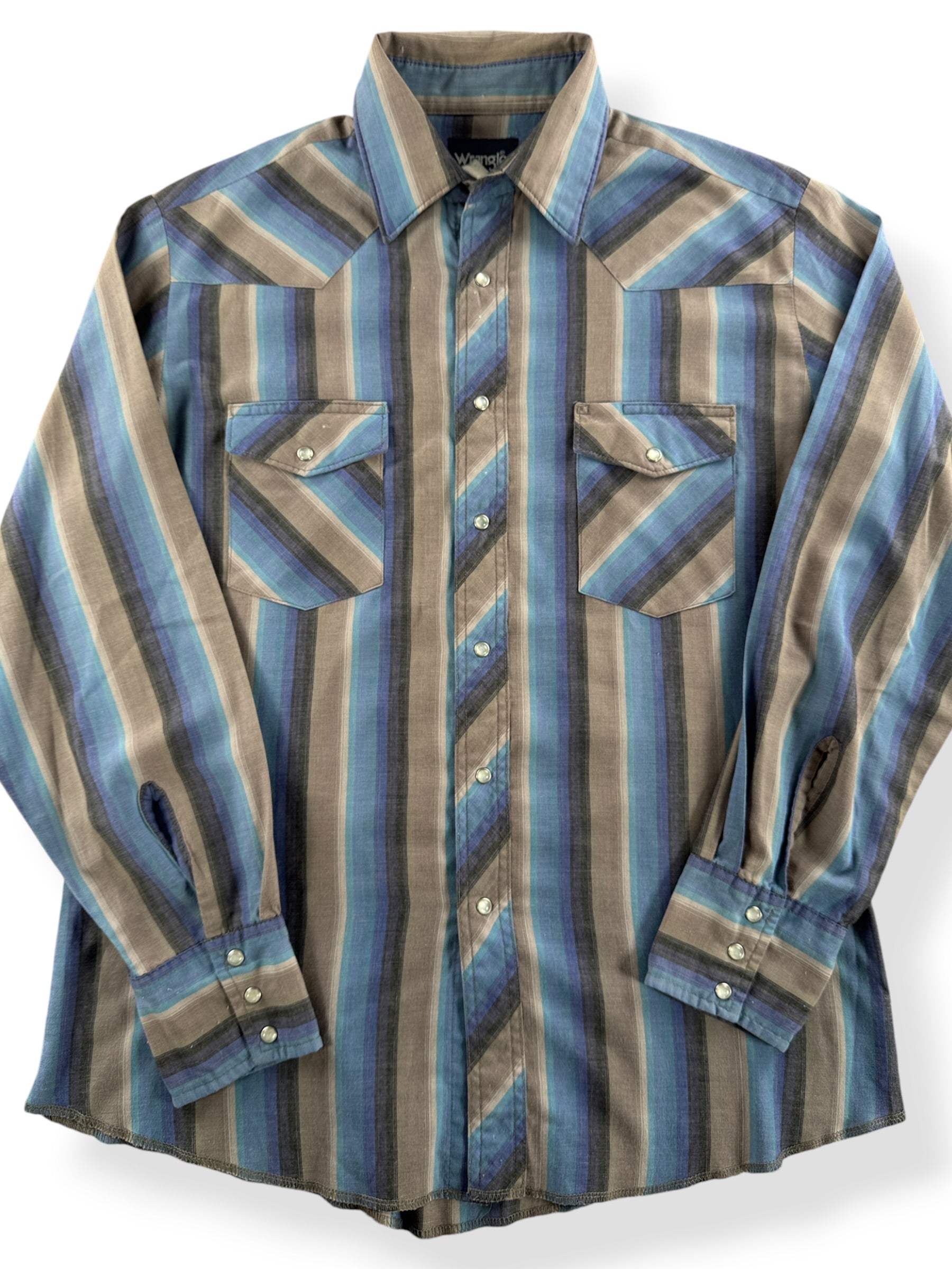 Close-up of Vintage Wrangler Blue Striped Pearlsnap SZ L