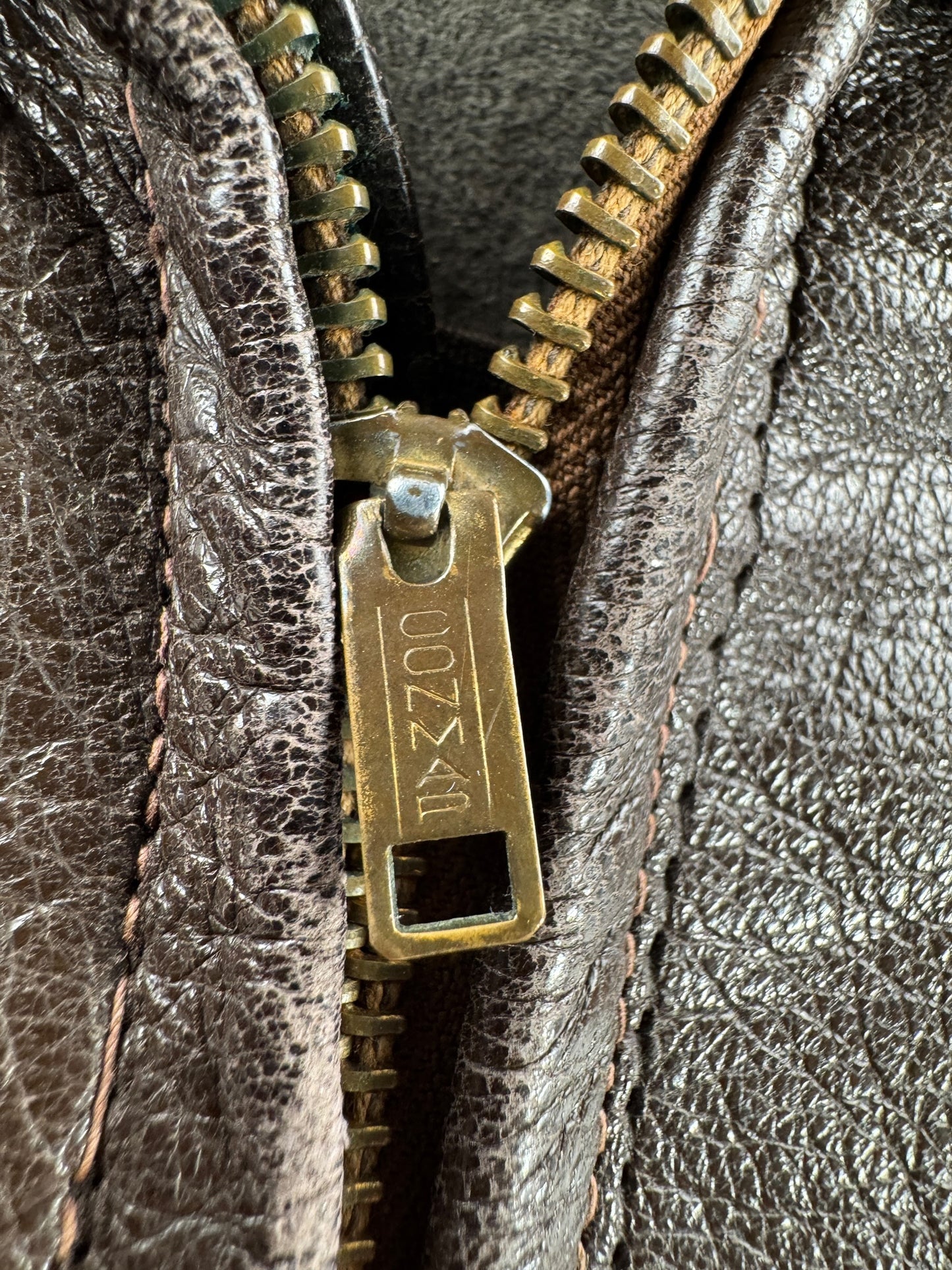 Zipper on Vintage Leather M422 Flight Jacket SZ M AS IS