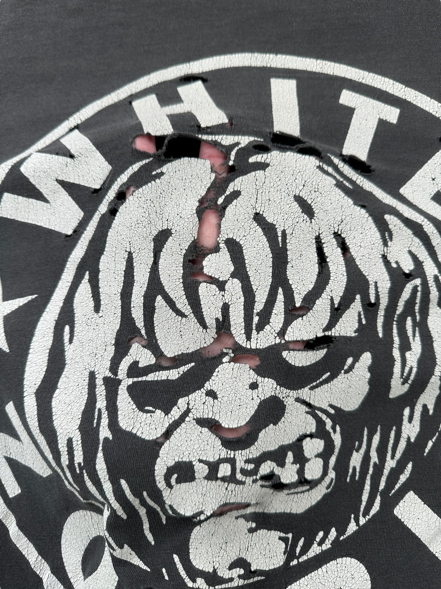 Holes on Vintage Distressed 1995 White Zombie Tee SZ XL