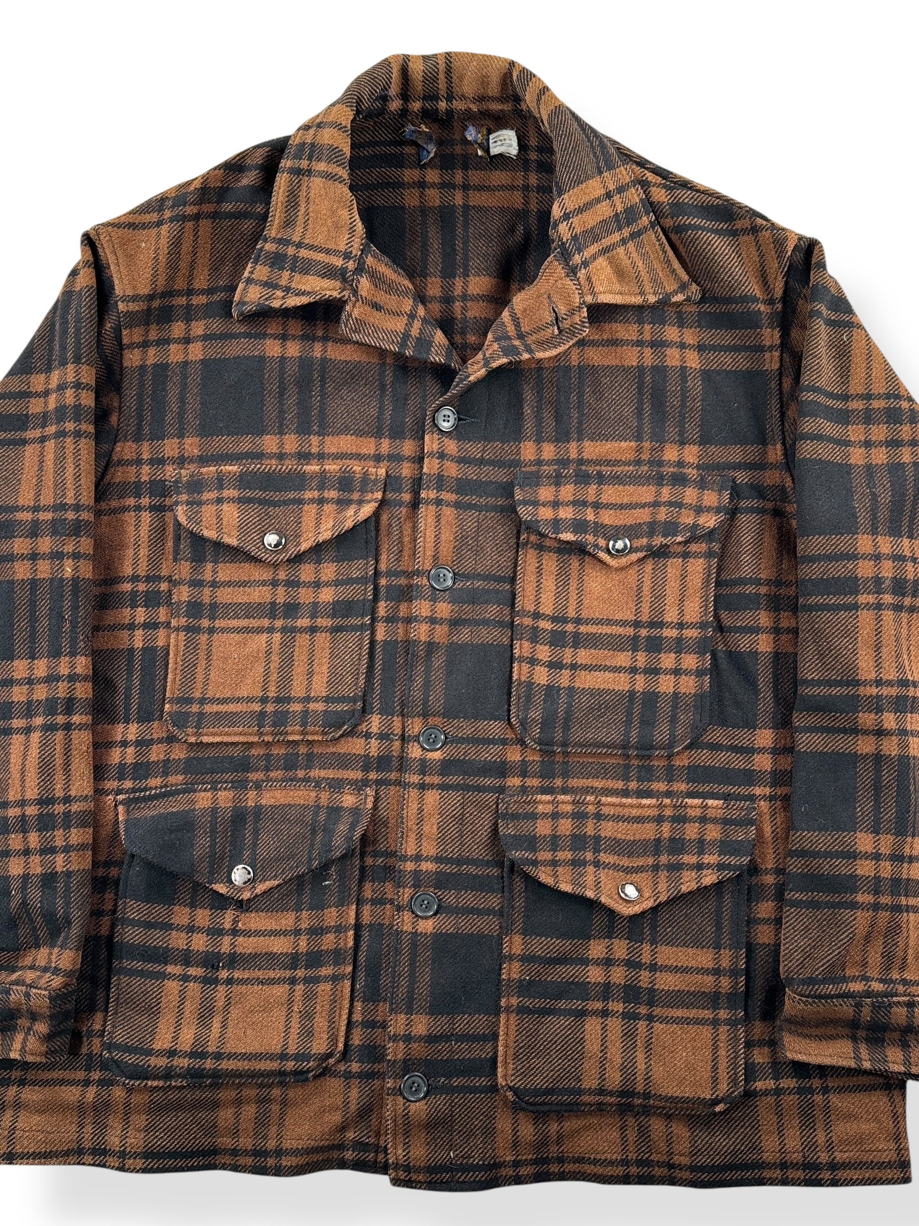 Front Close Up of Vintage Pendleton Brown & Black Mackinaw Cruiser Jacket SZ XL