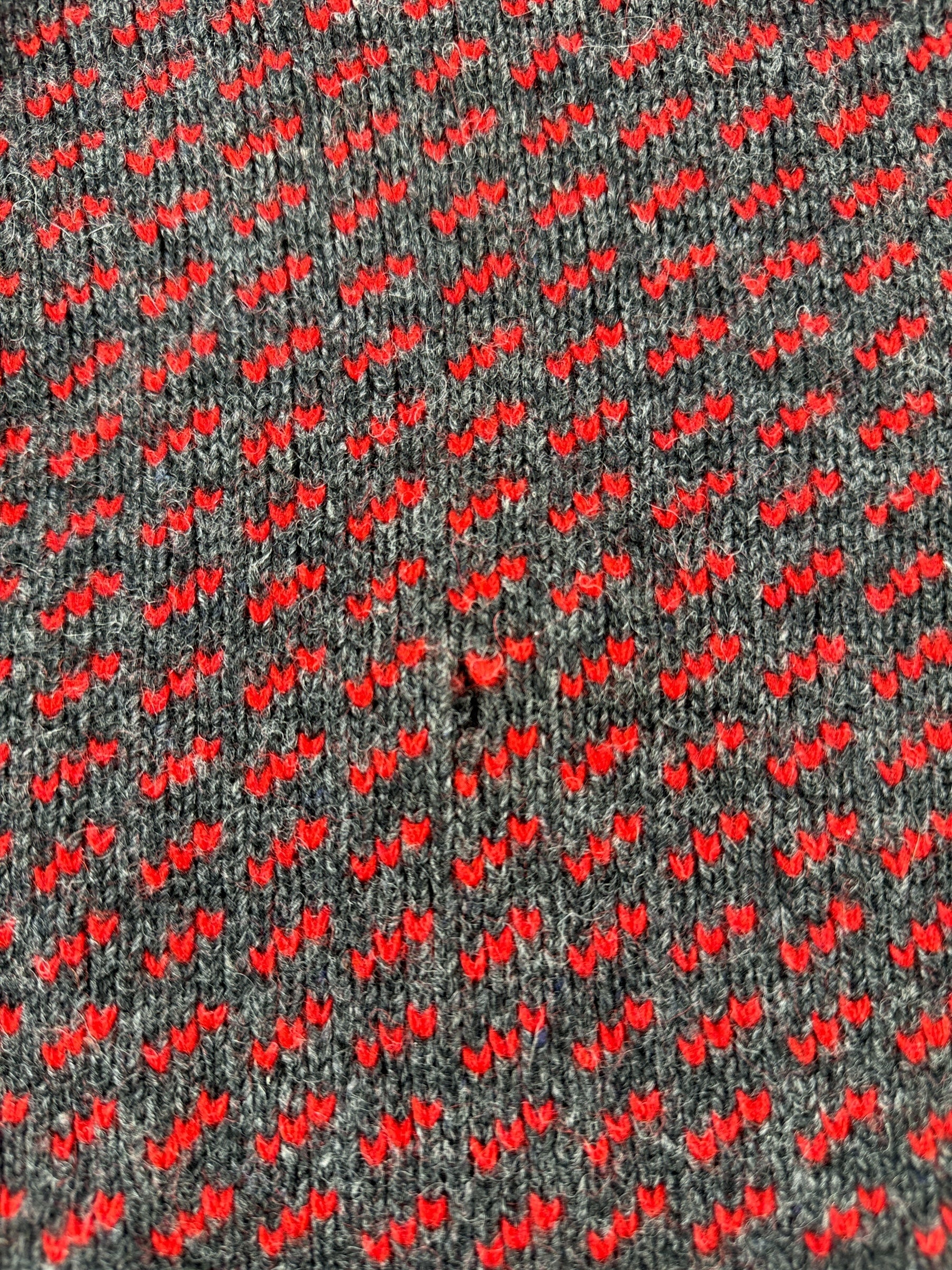 Hole on Vintage Men's L.L. Bean Norwegian Birdseye Sweater Red & Grey SZ L