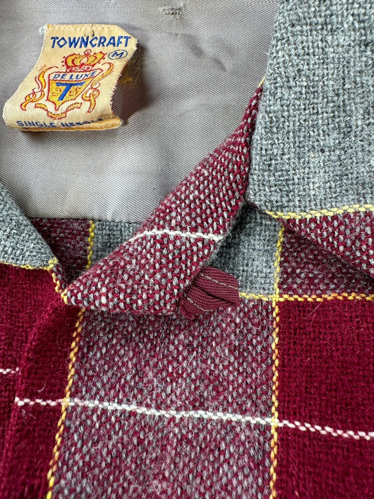 Loop Collar on Vintage Penneys Towncraft Wool Flannel SZ M