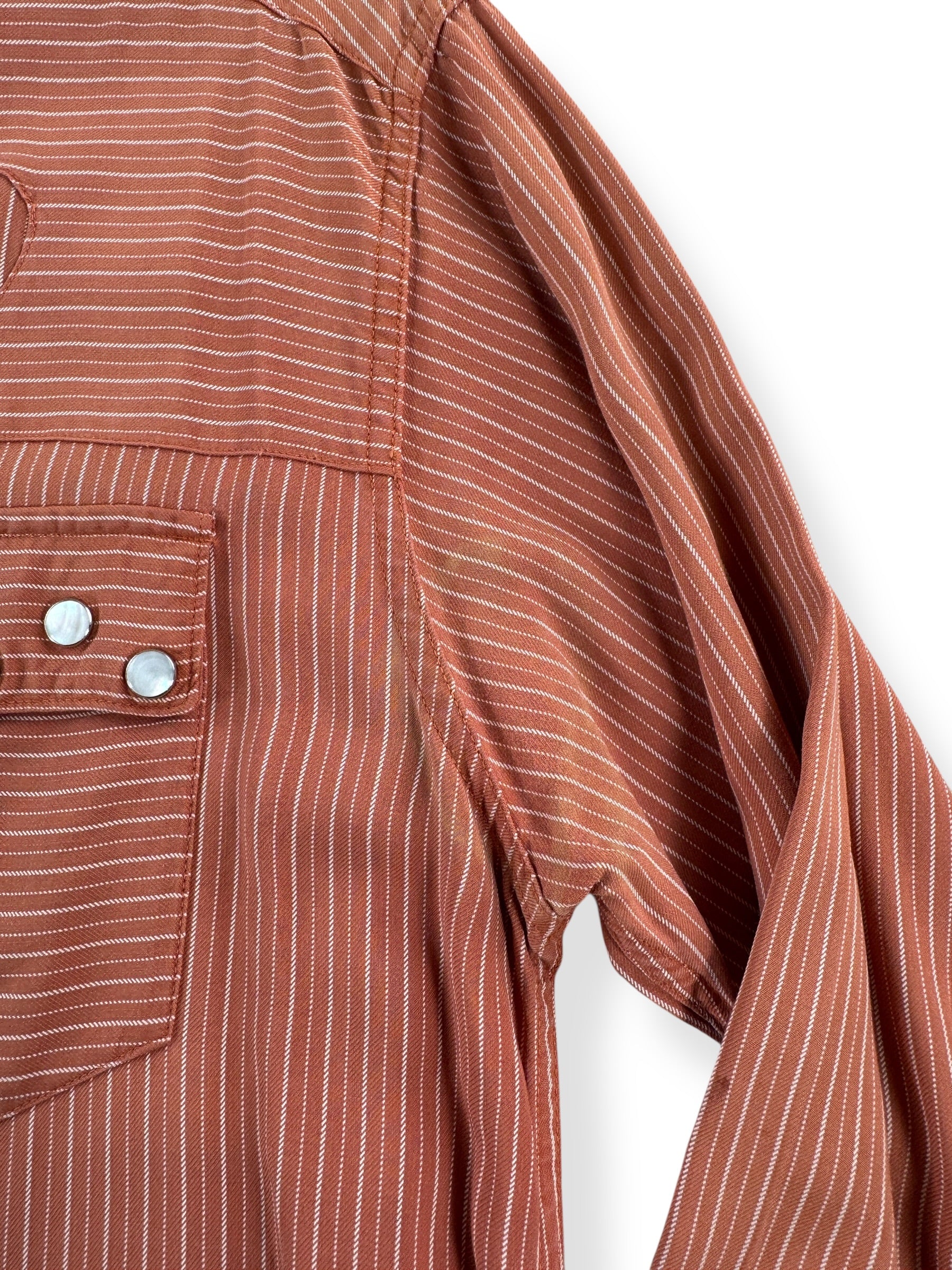 Stain on Vintage Panhandle Slim Gabardine Striped Pearl Snap SZ M